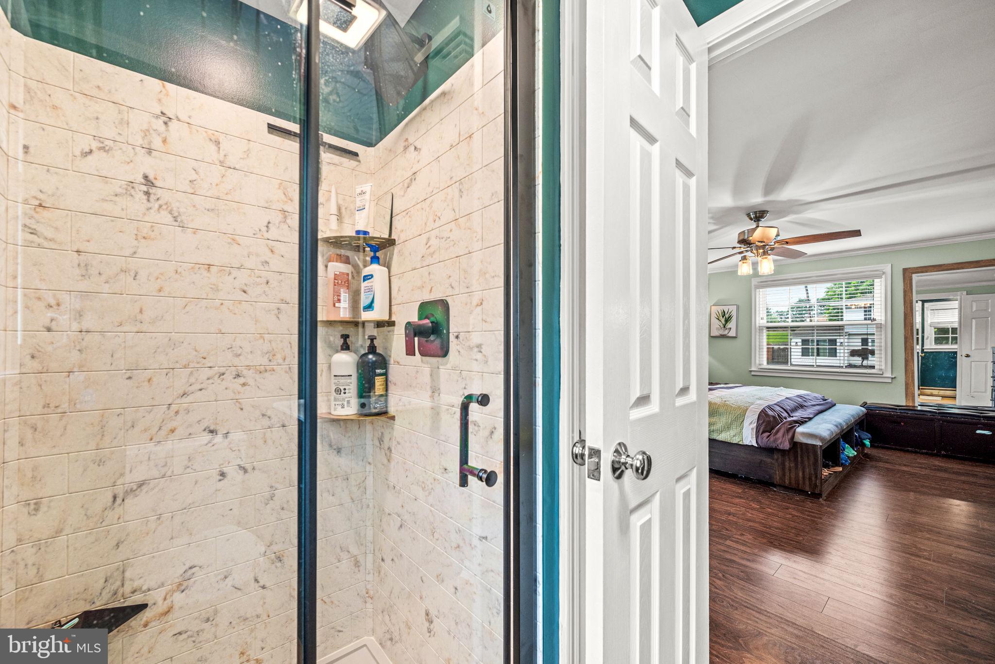 TWIN OAKS - Residential