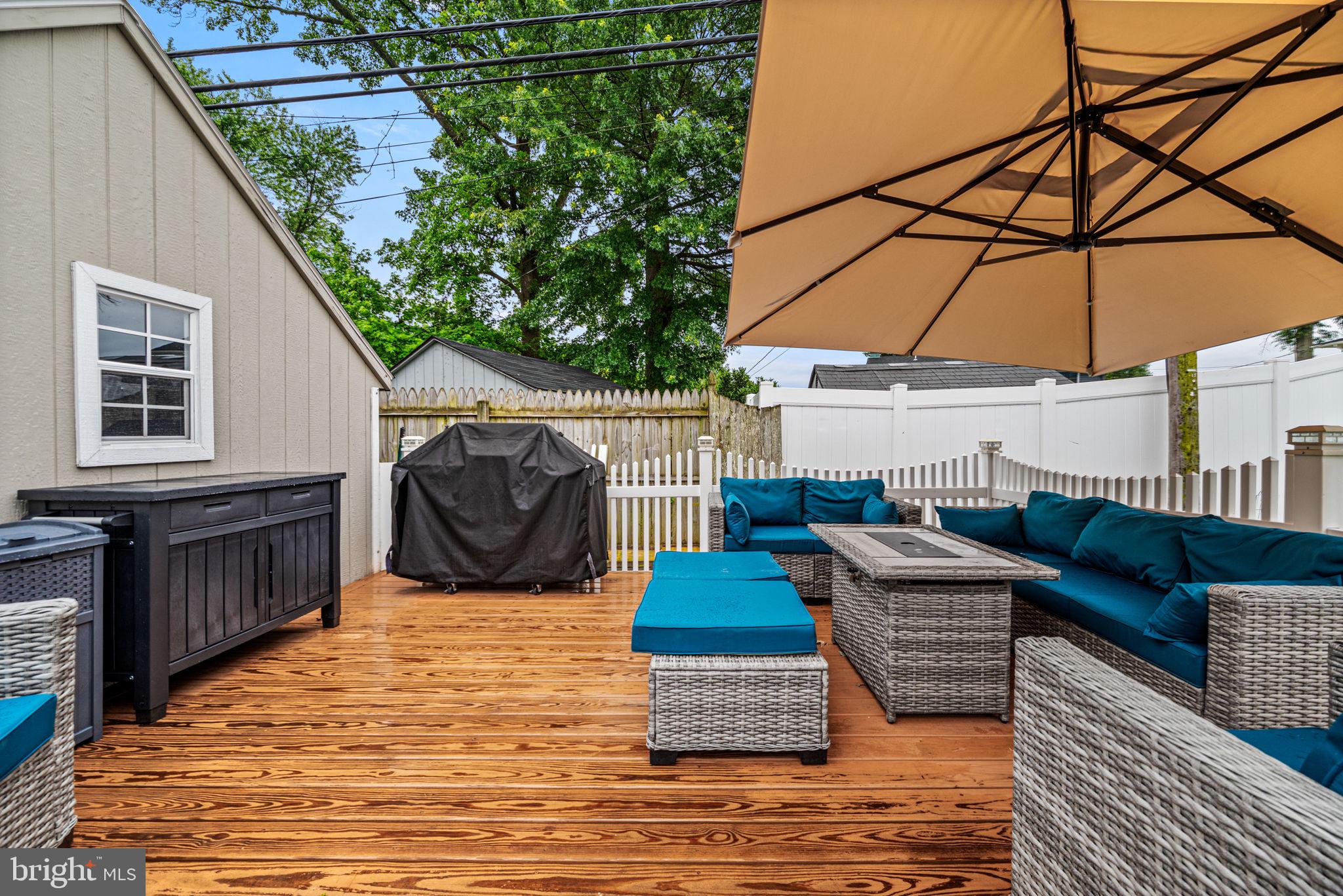 TWIN OAKS - Residential