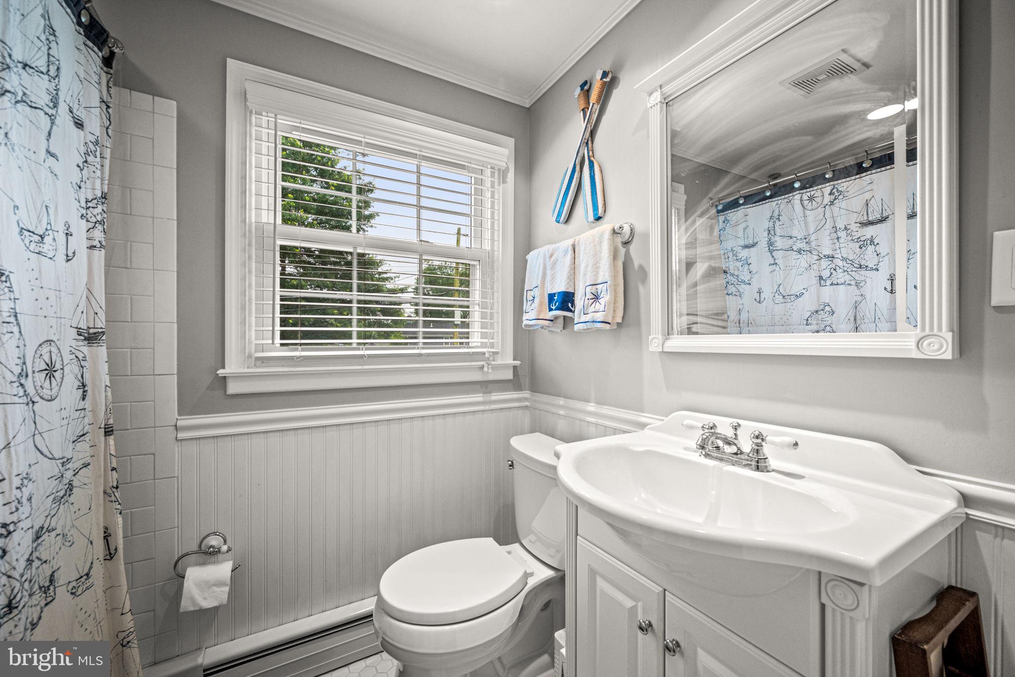 TWIN OAKS - Residential