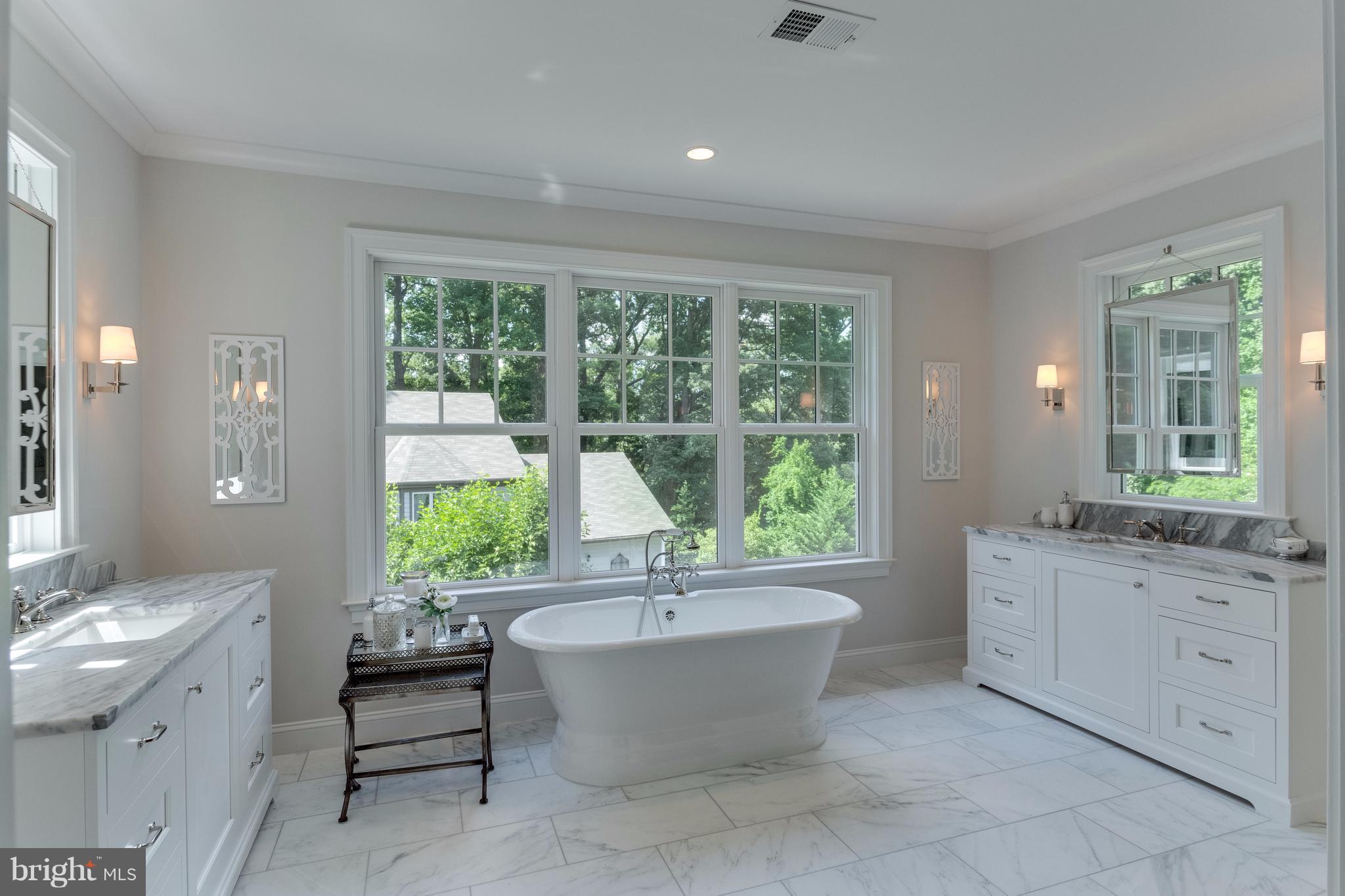 WOODMONT - Residential