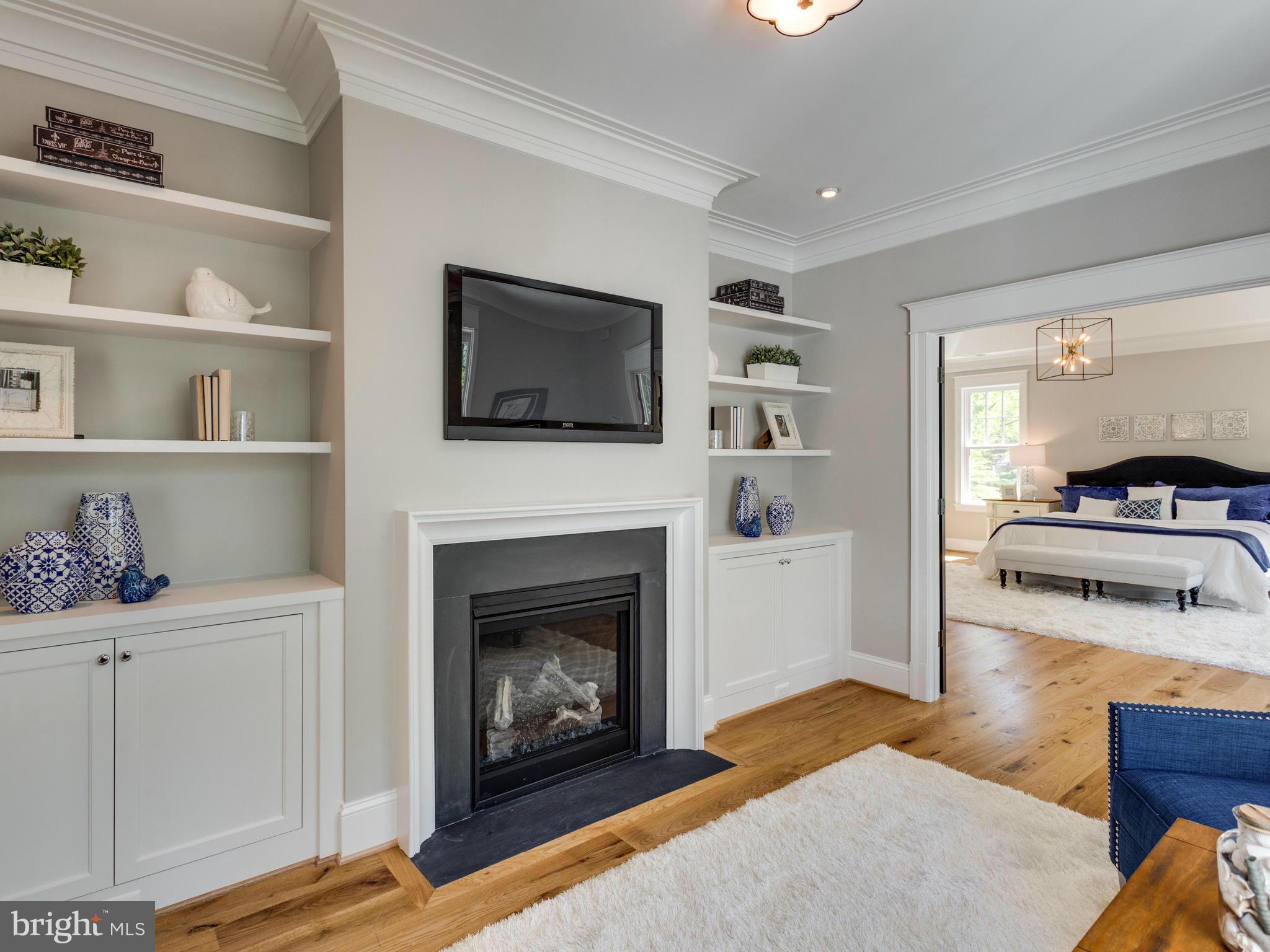 WOODMONT - Residential