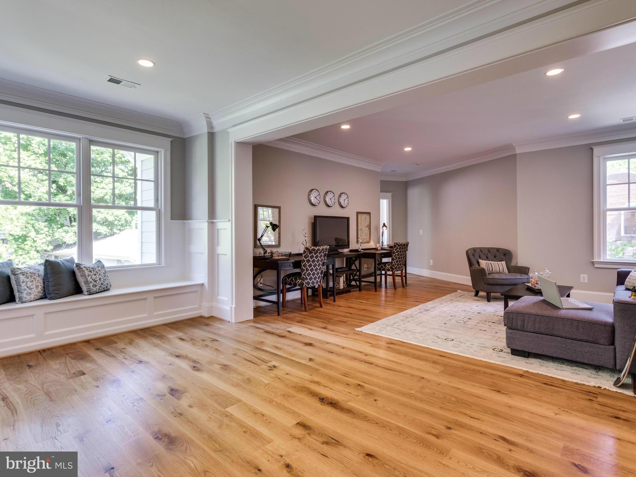 WOODMONT - Residential