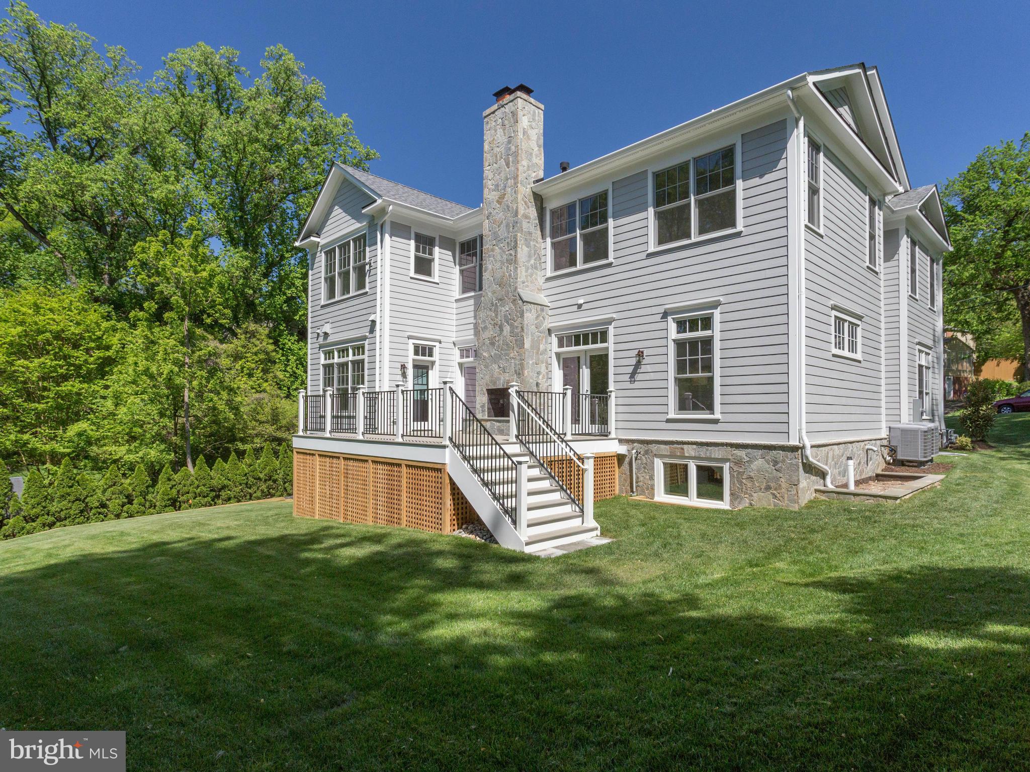 WOODMONT - Residential