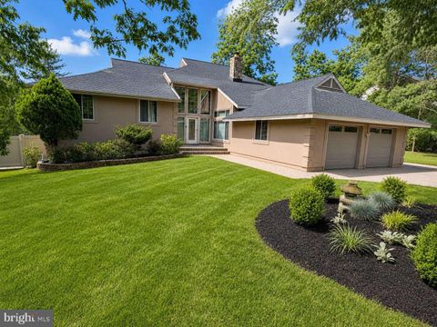 Homes For Sale - 13 Rollingwood Drive<br/> Camden County, VOORHEES, NJ 08043