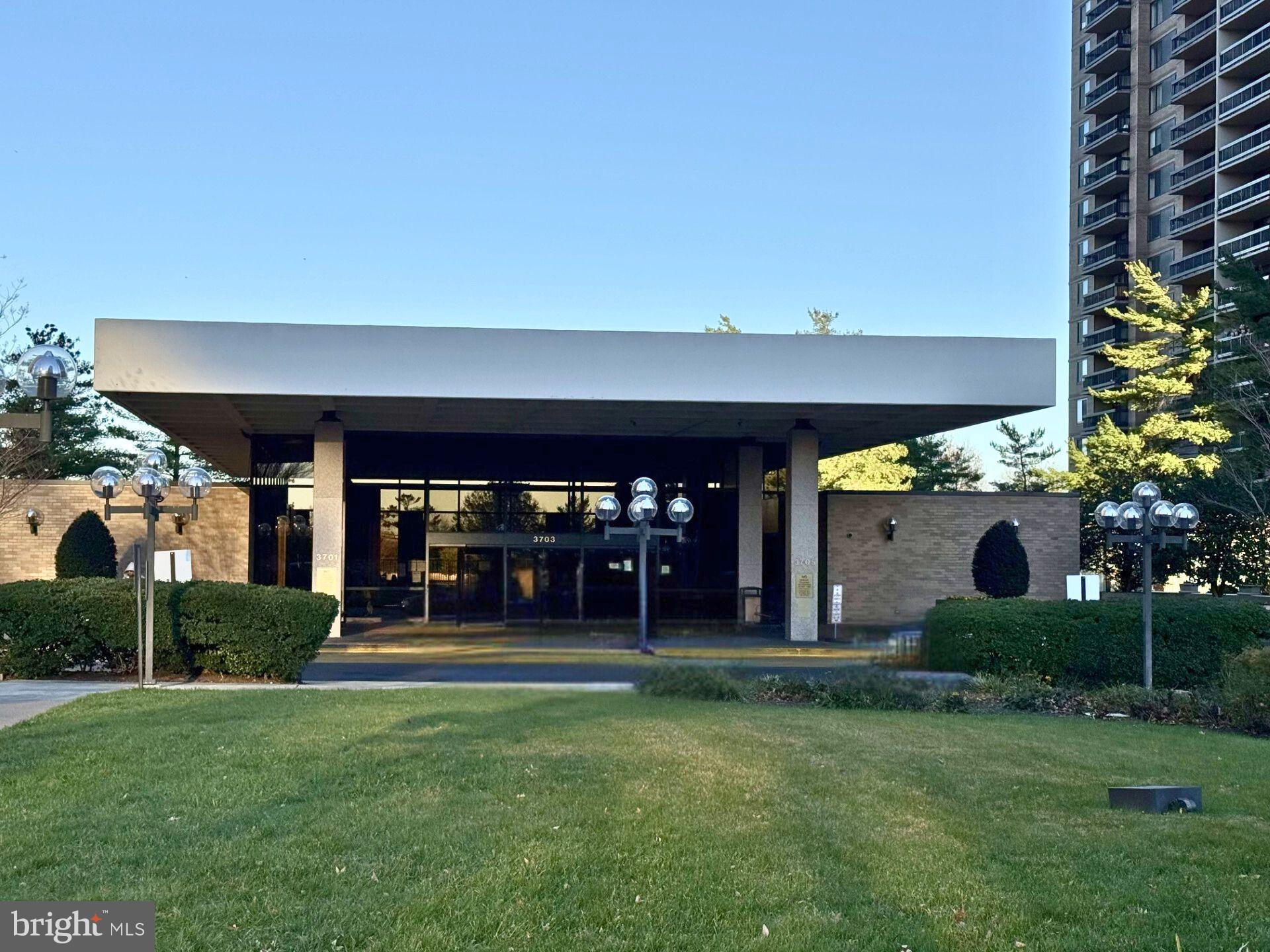 3701 S GEORGE MASON DRIVE 904N