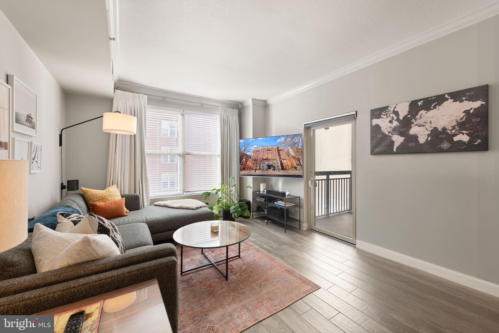 LOGAN CIRCLE - Residential