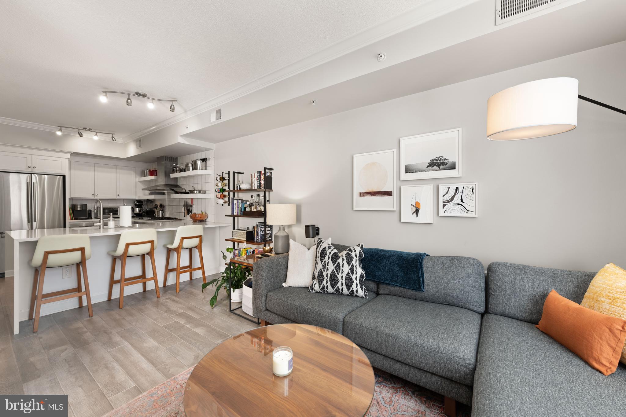 LOGAN CIRCLE - Residential