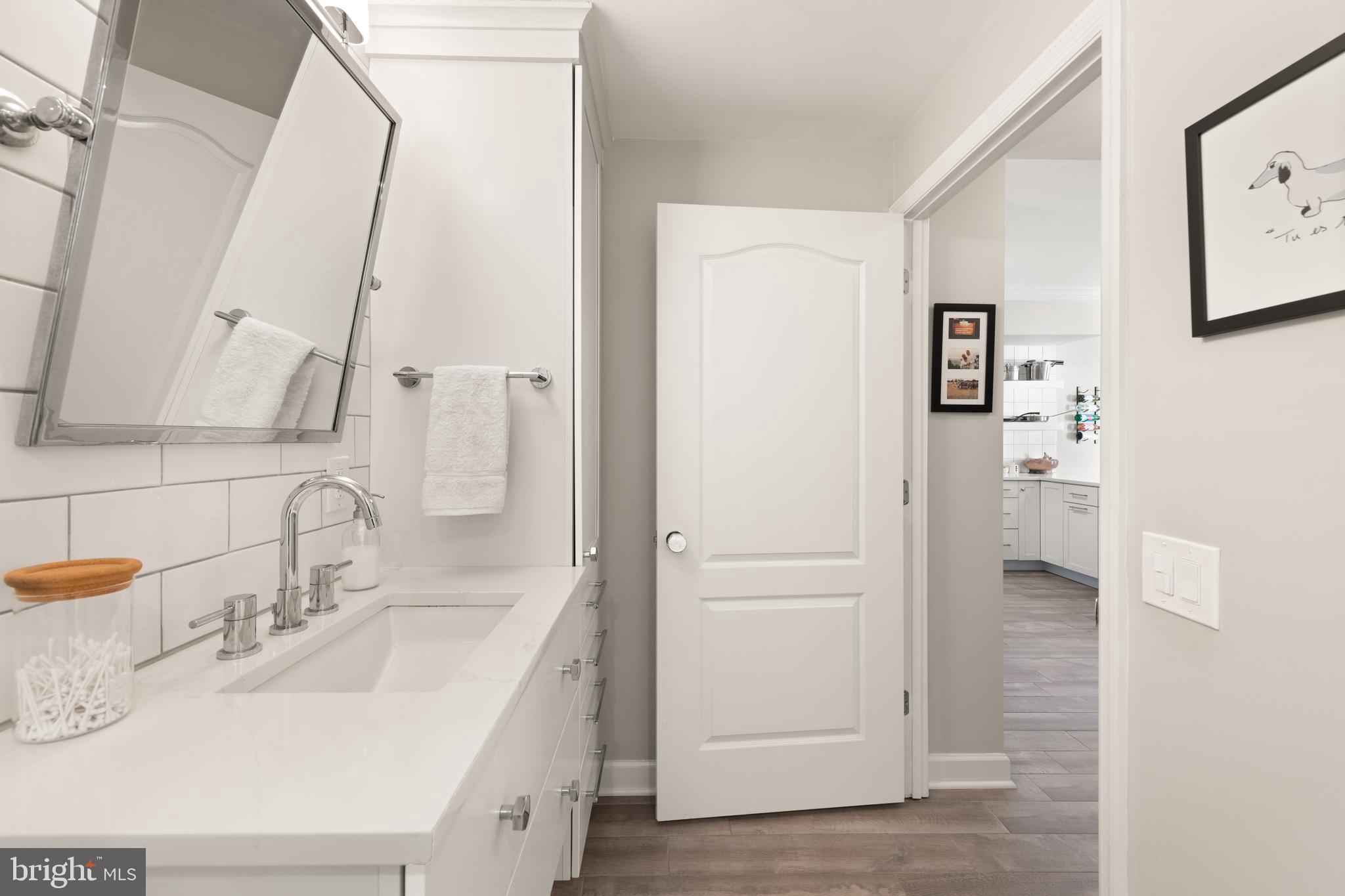 LOGAN CIRCLE - Residential