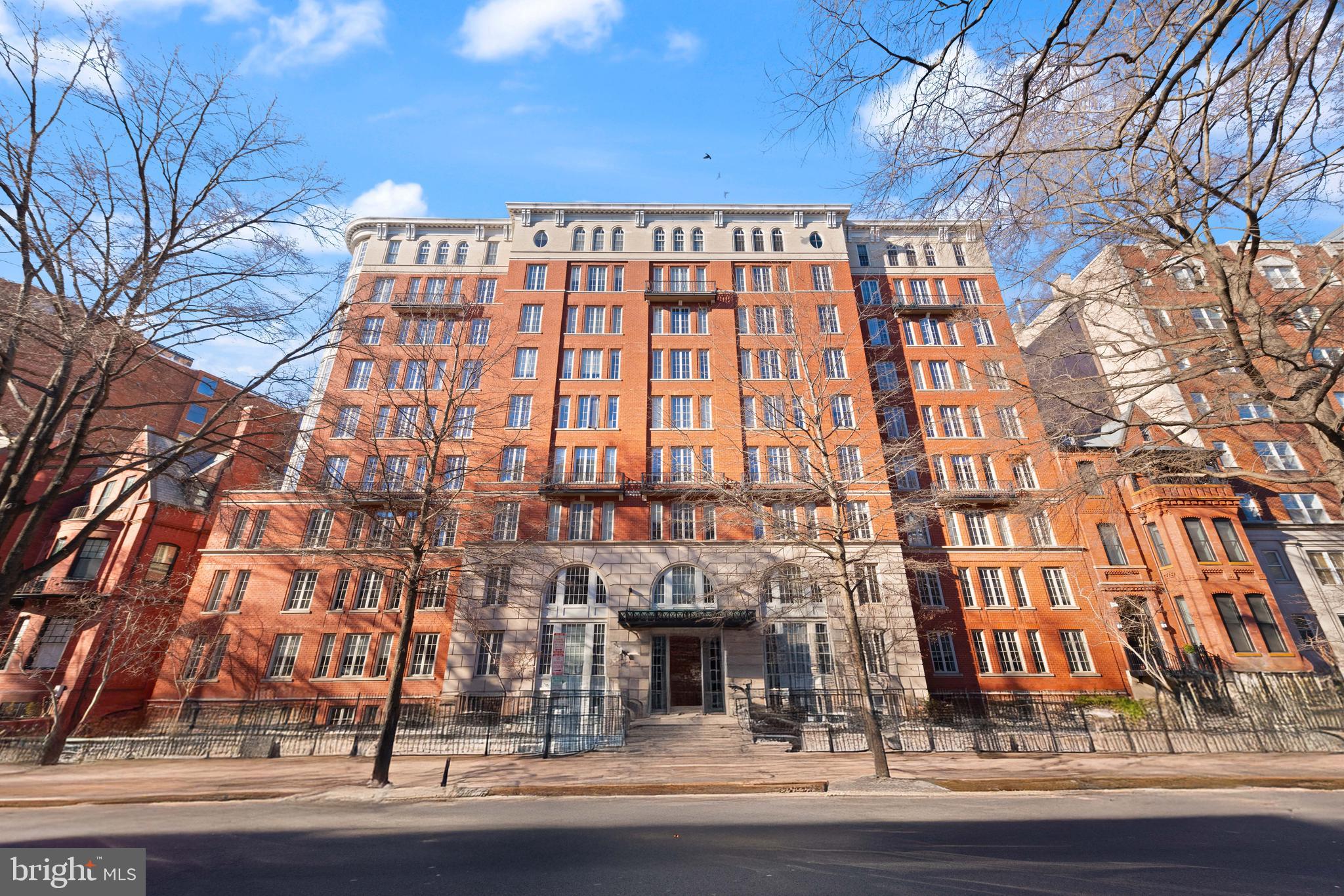 LOGAN CIRCLE - Residential