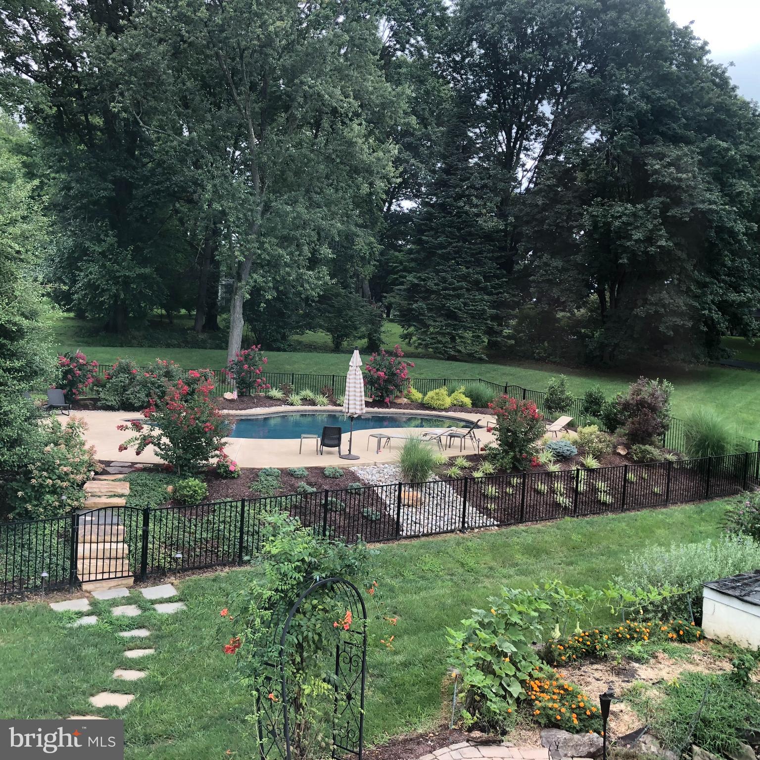 WESTTOWN HILLSIDE - Residential