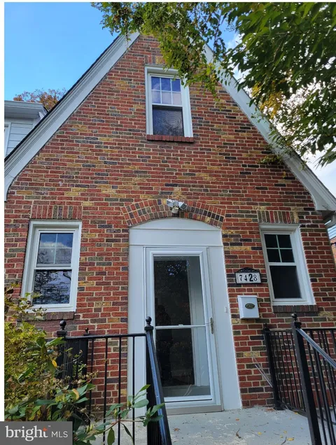 7428 Piney Branch Road, Takoma Park, MD MLS: MDMC2212556