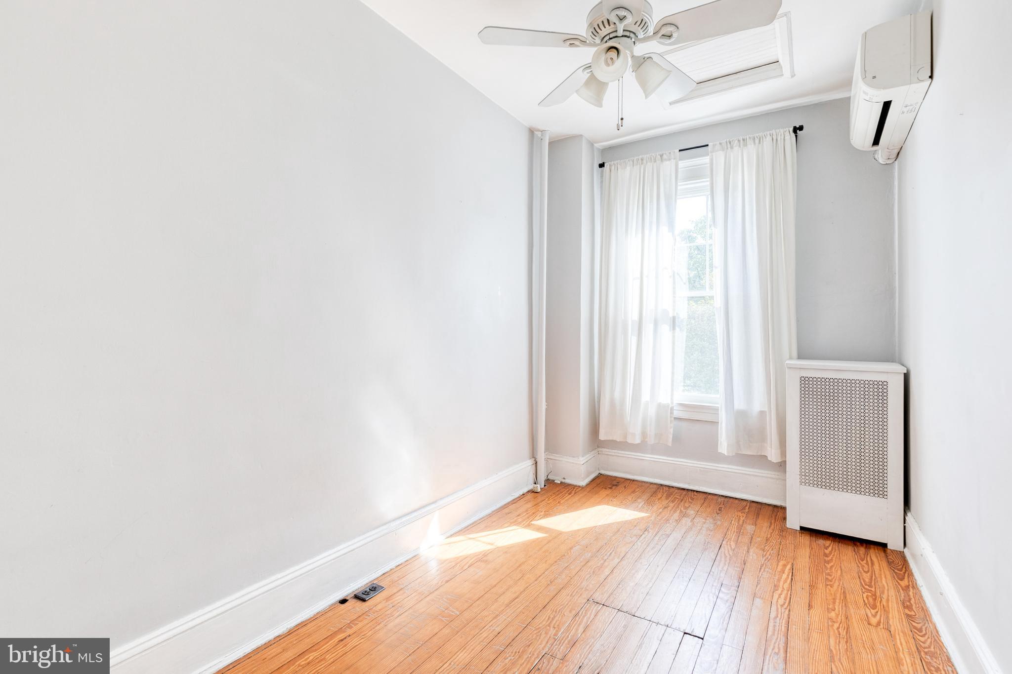 MEDFIELD - Residential