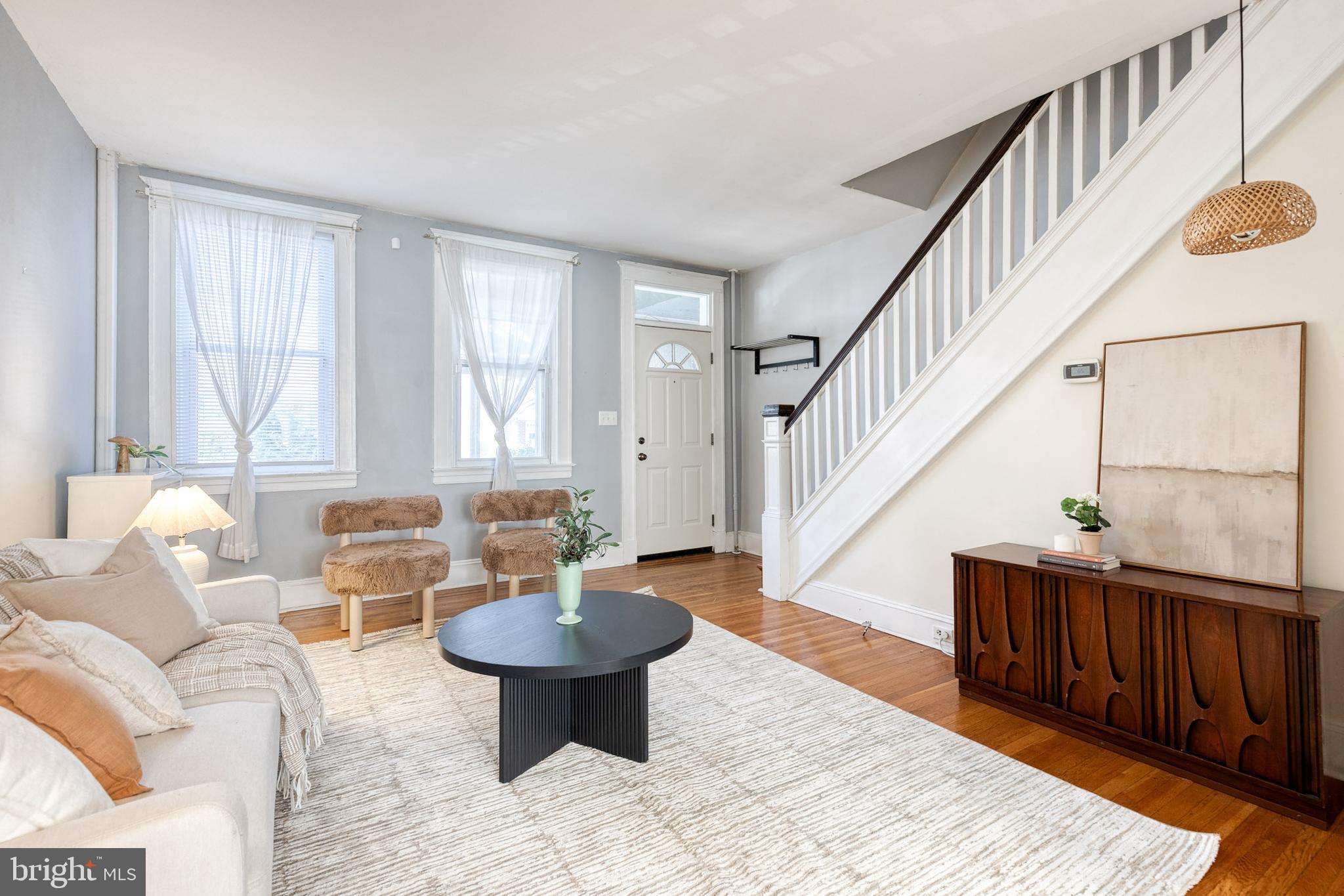 MEDFIELD - Residential
