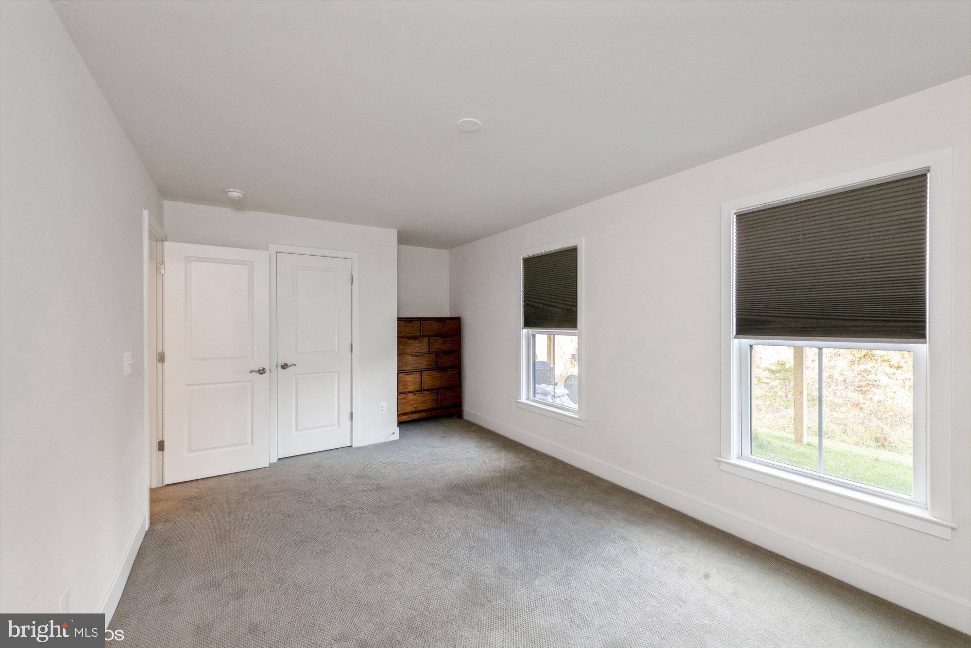 PROSPERITY PLAINS - Residential Lease