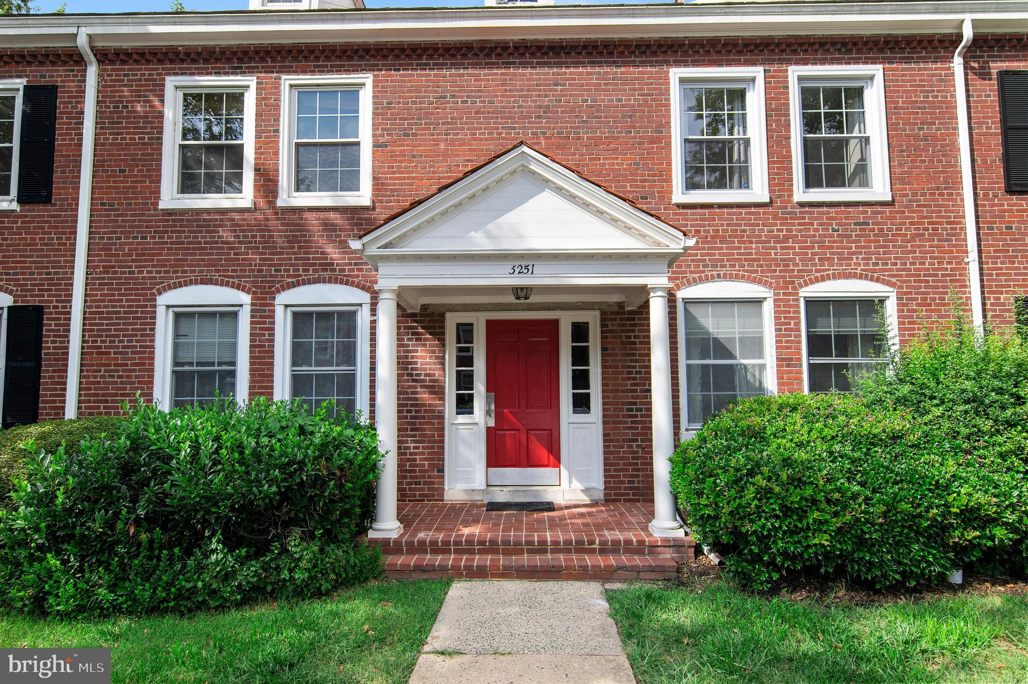 FAIRLINGTON GREEN - Residential Lease