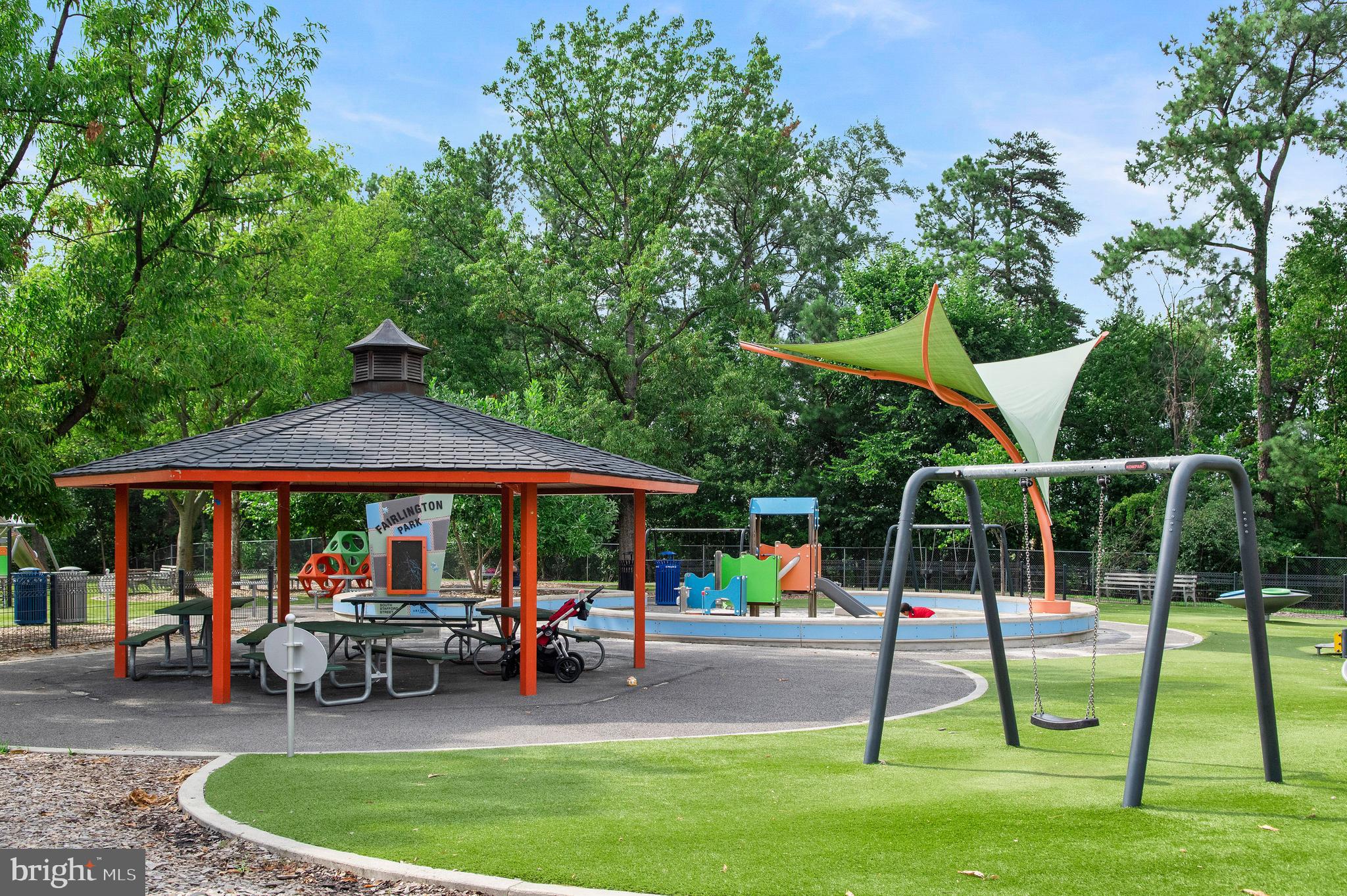 FAIRLINGTON GREEN - Residential Lease