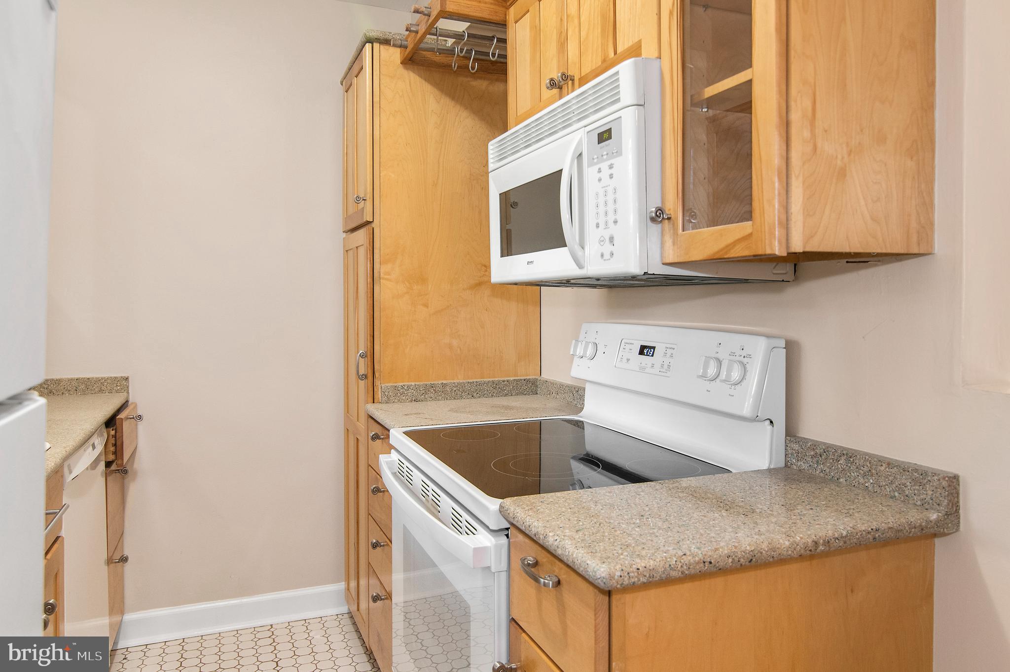 FAIRLINGTON GREEN - Residential Lease