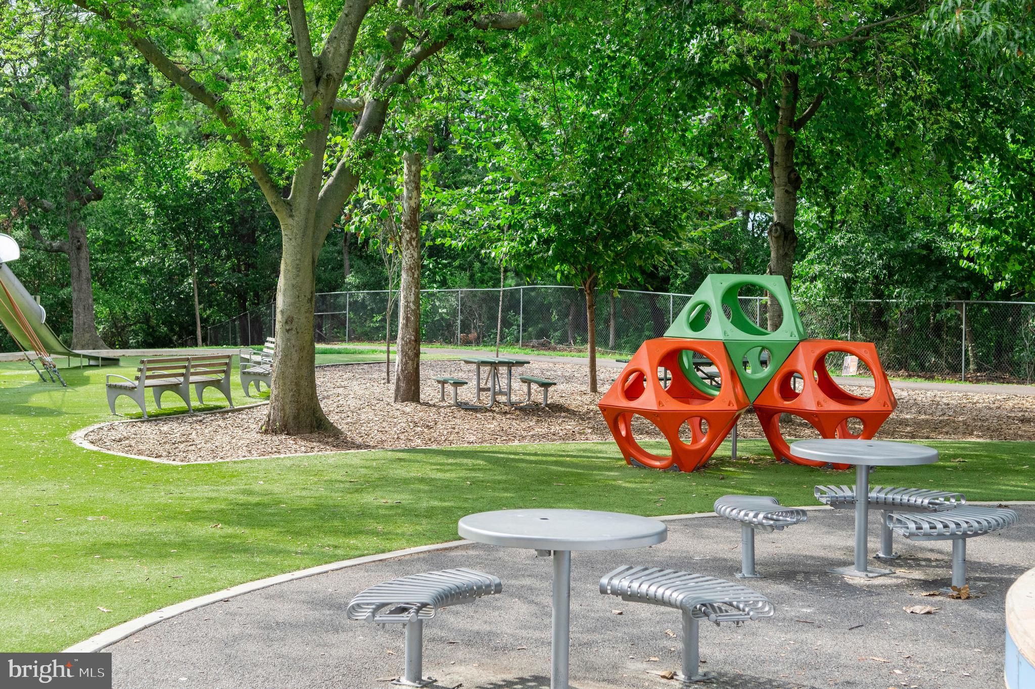 FAIRLINGTON GREEN - Residential Lease