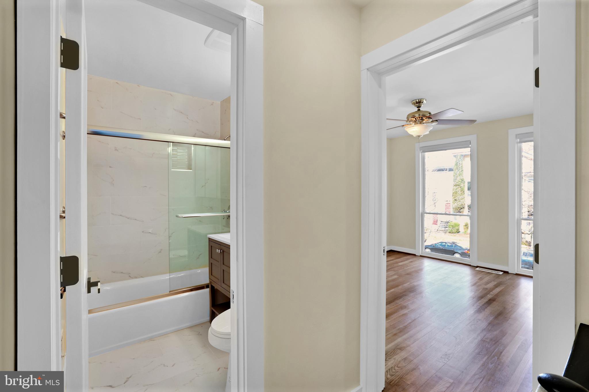 CAPITOL PARK IV - Residential Lease