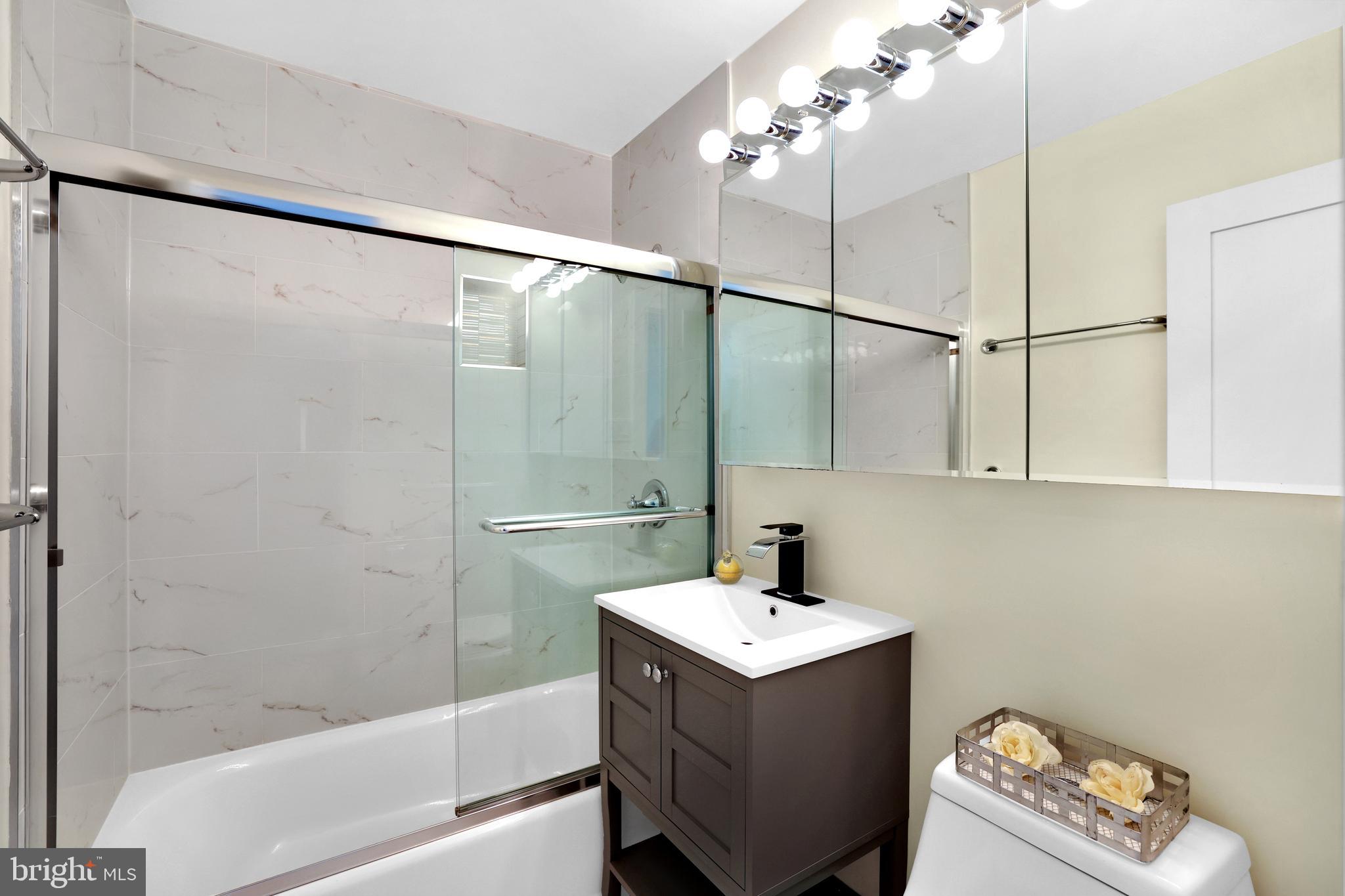 CAPITOL PARK IV - Residential Lease