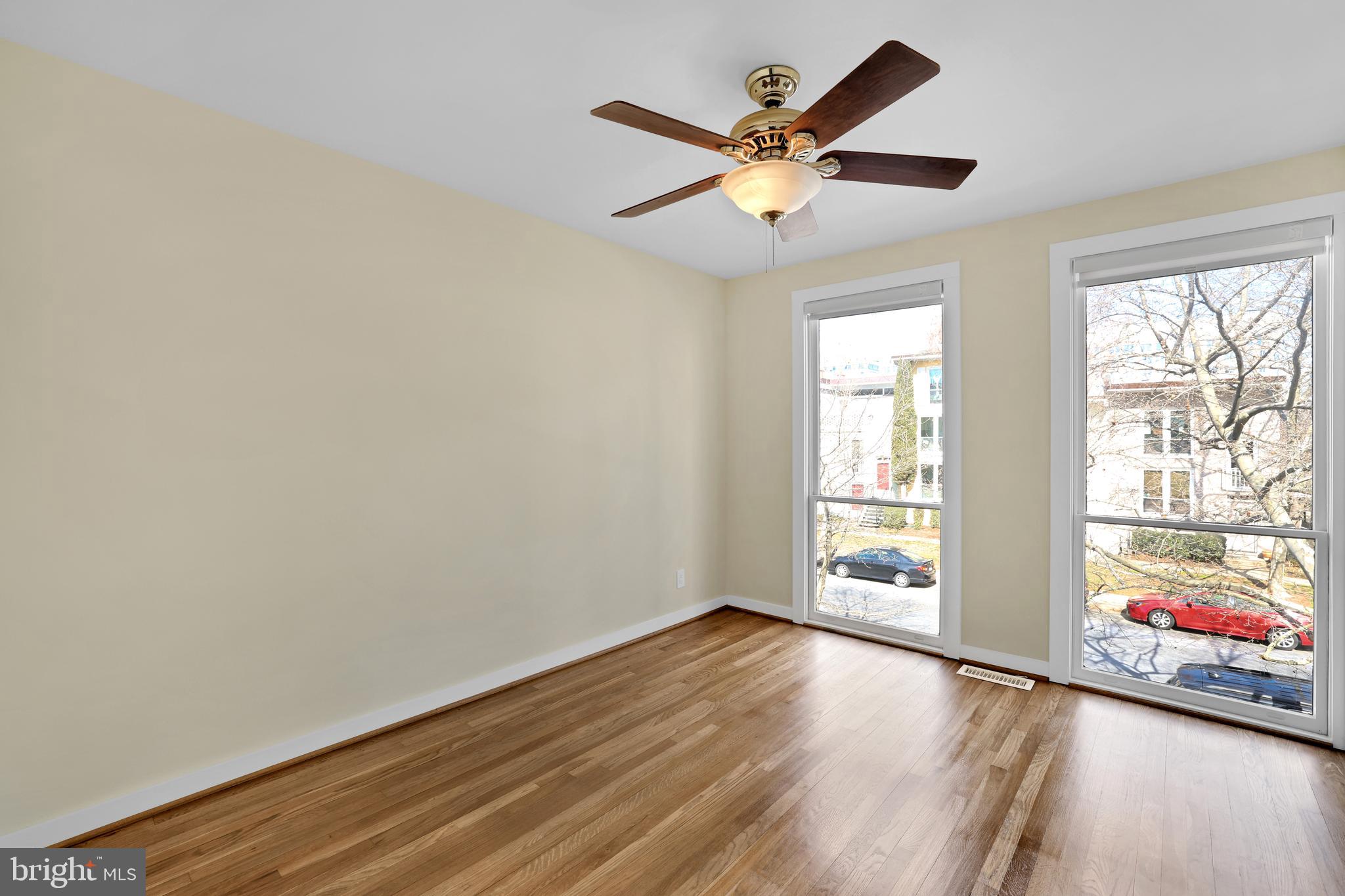 CAPITOL PARK IV - Residential Lease