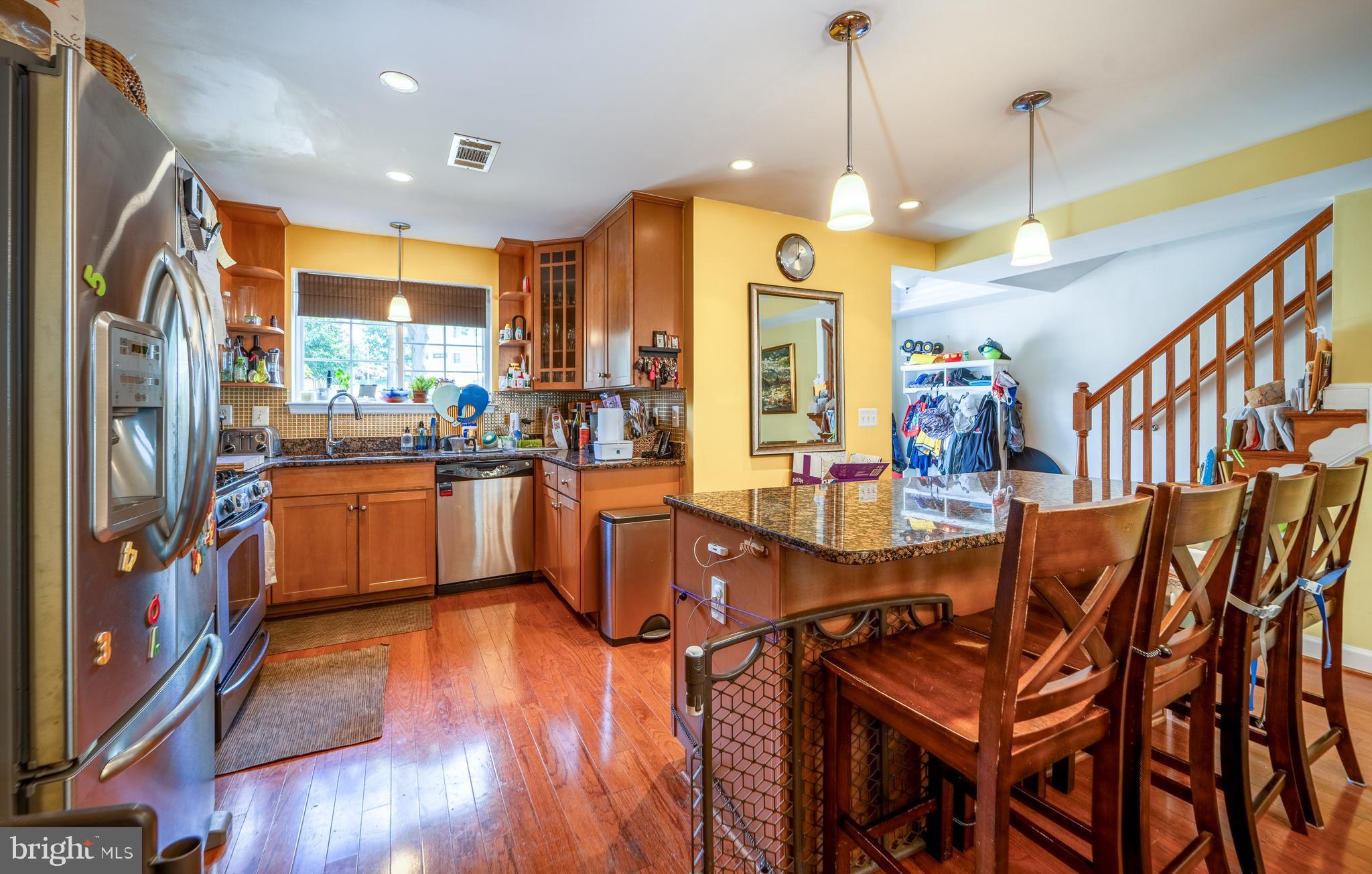 WEST VILLAGE OF SHIRLINGTON - Residential Lease