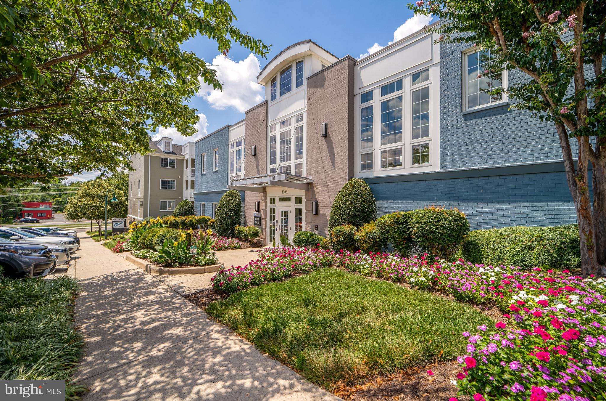 WEST VILLAGE OF SHIRLINGTON - Residential Lease