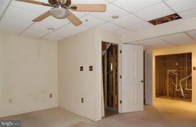 EATON SQUARE - Residential