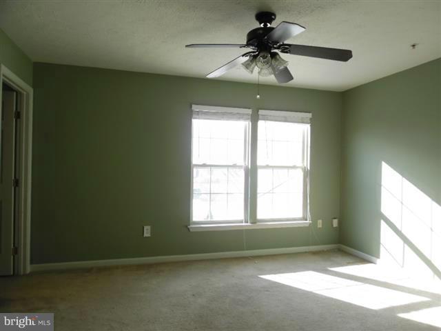 EATON SQUARE - Residential