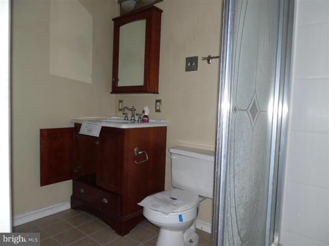 EATON SQUARE - Residential