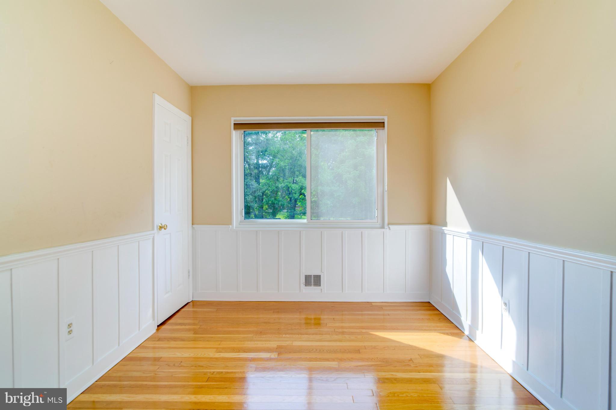 SLEEPY HOLLOW MANOR - Residential