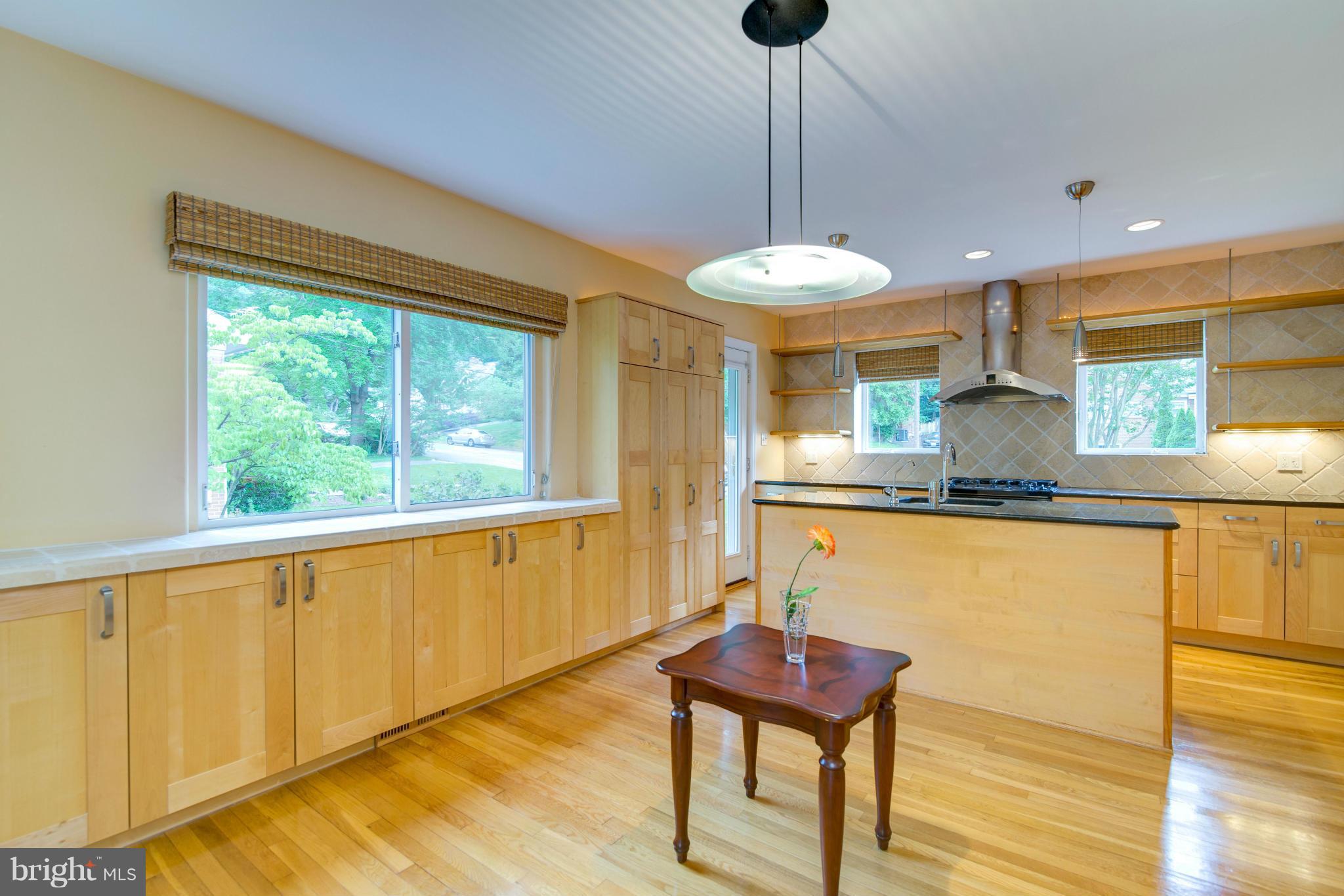 SLEEPY HOLLOW MANOR - Residential