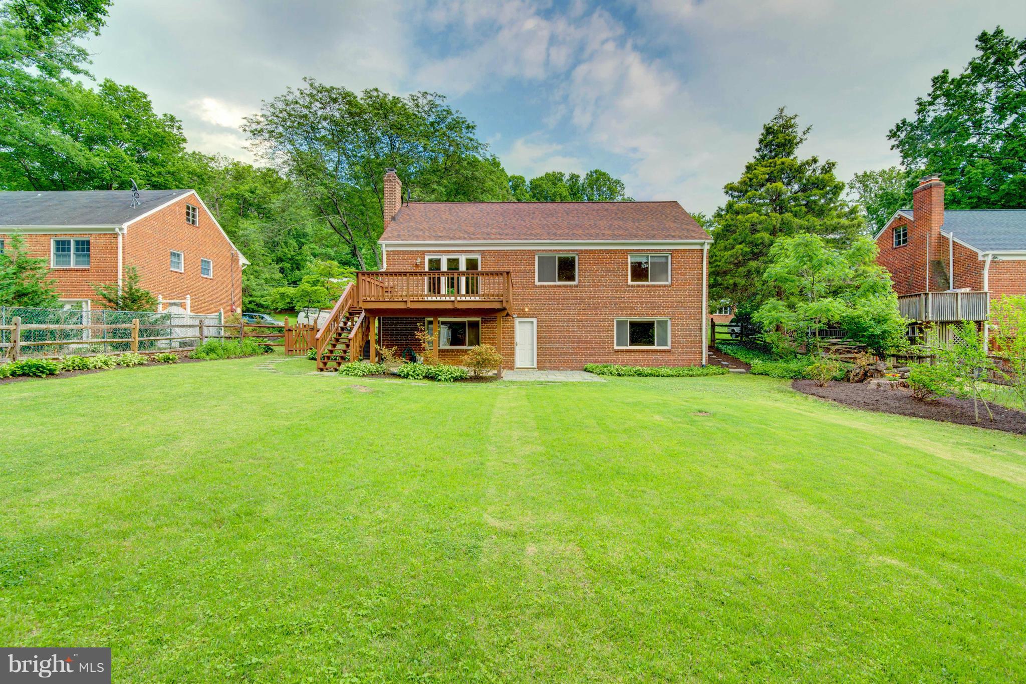 SLEEPY HOLLOW MANOR - Residential