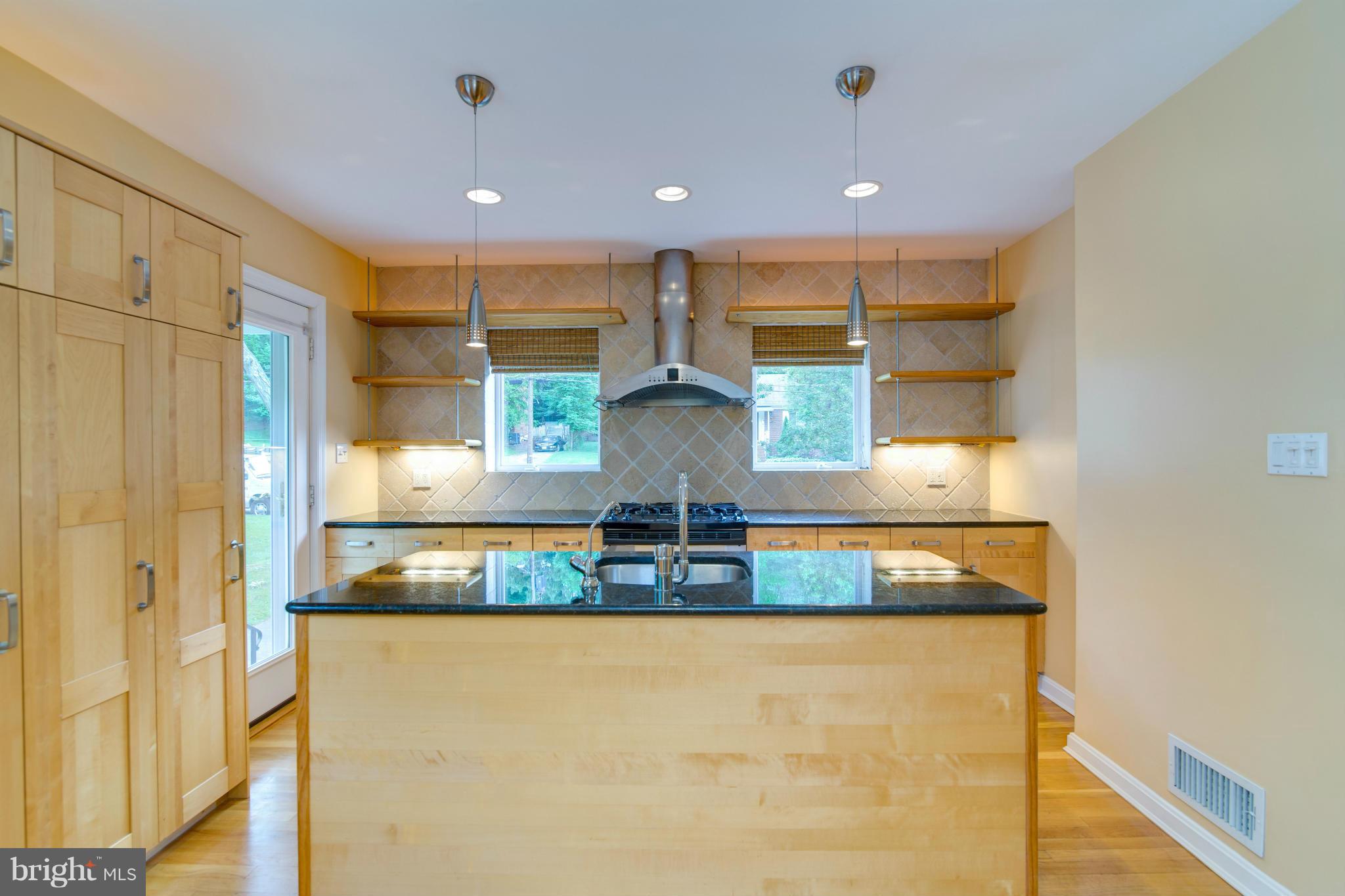 SLEEPY HOLLOW MANOR - Residential