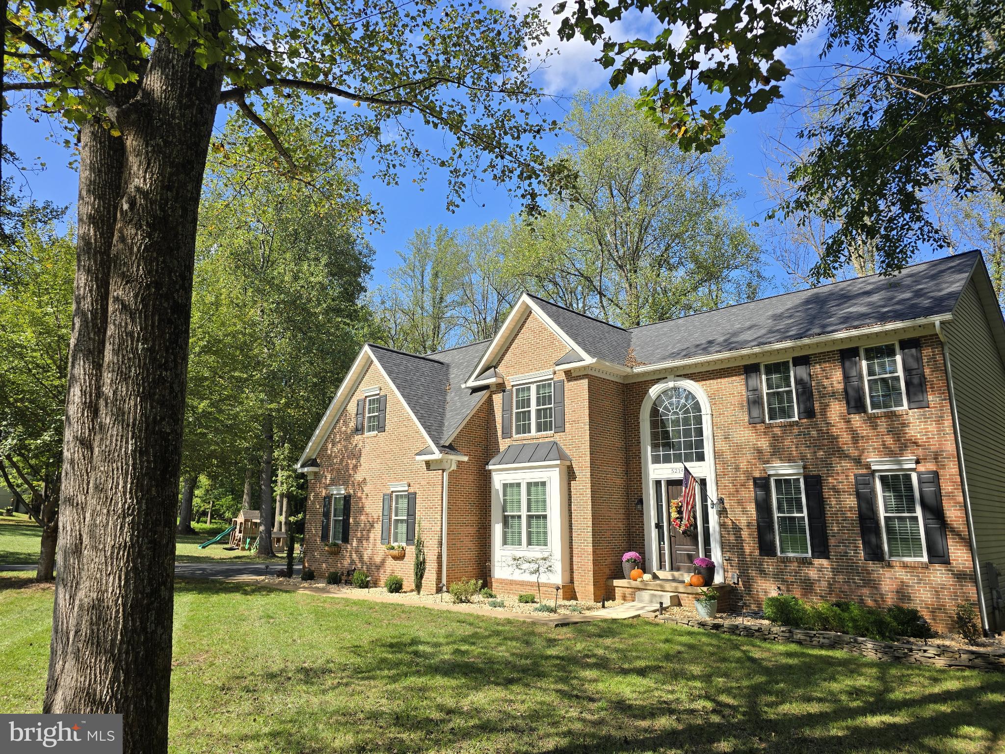 5214 SWAIN DRIVE