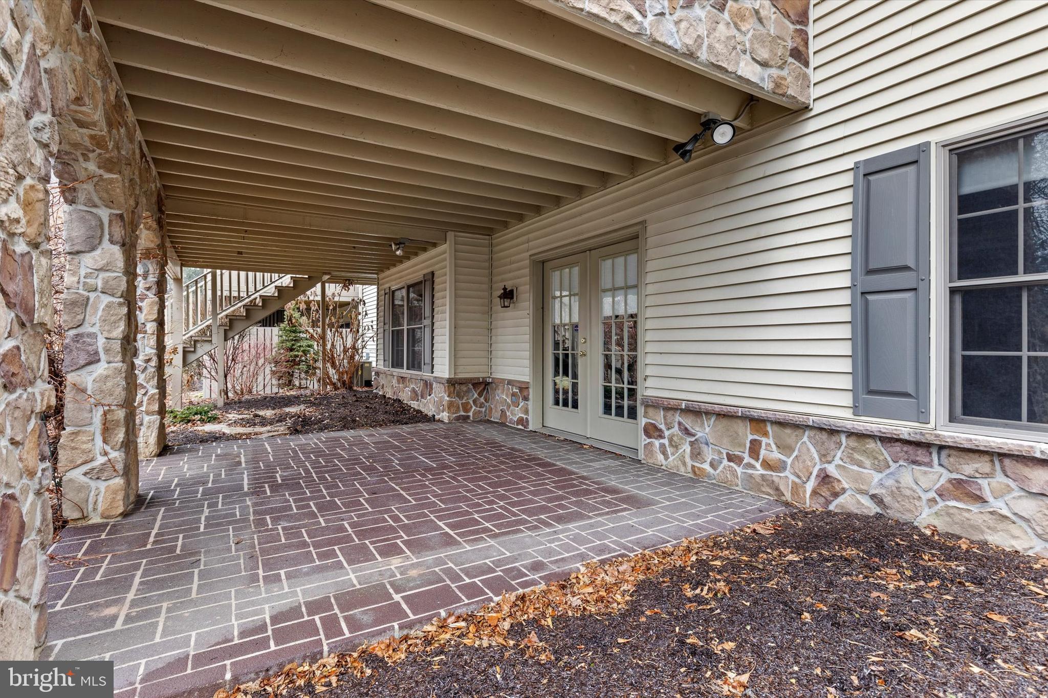 STONE CREEK - Residential