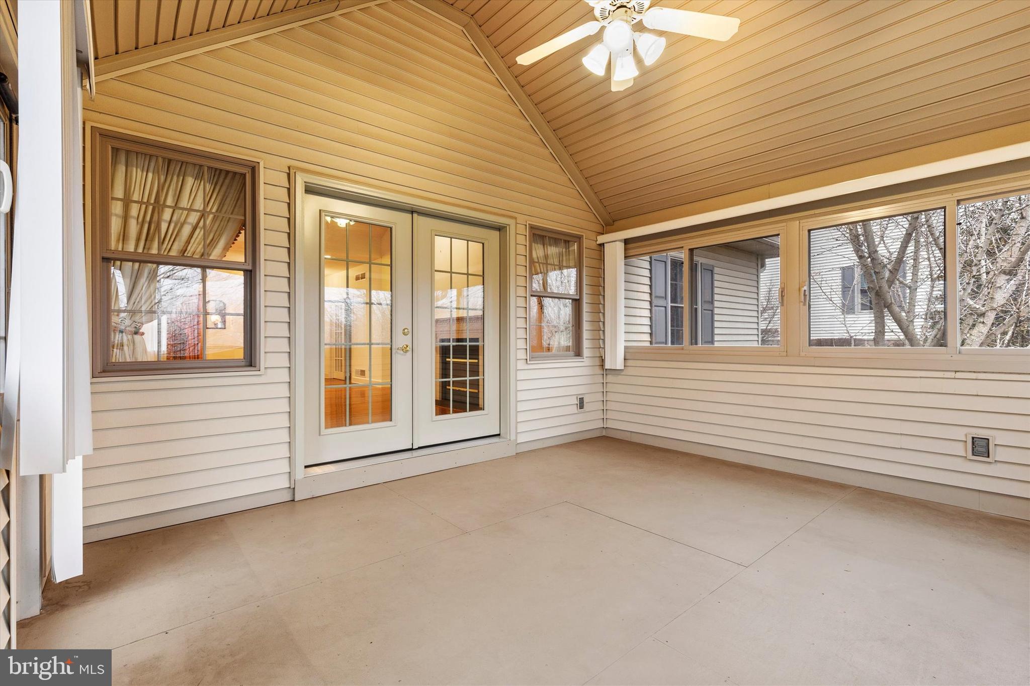 STONE CREEK - Residential