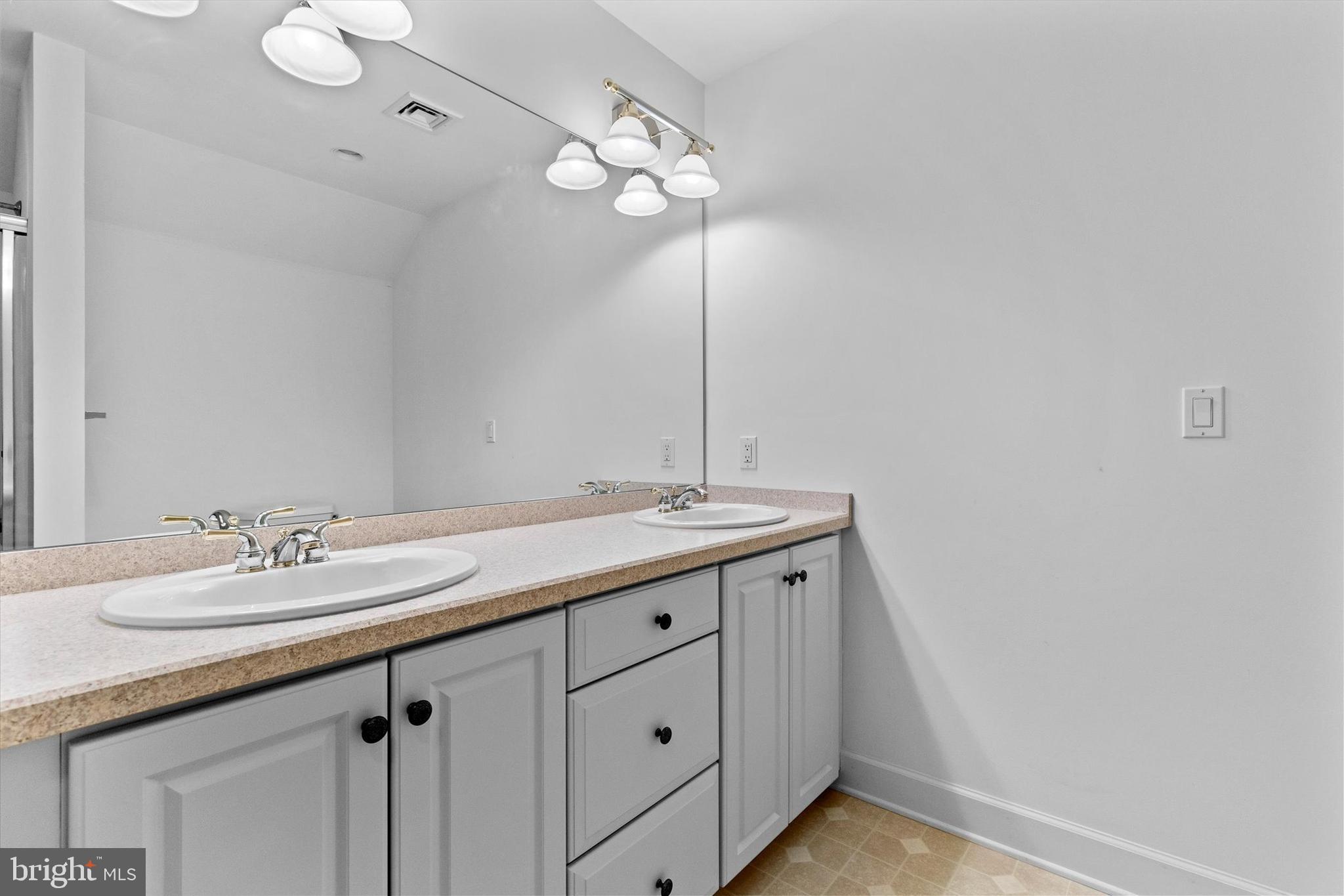 STONE CREEK - Residential