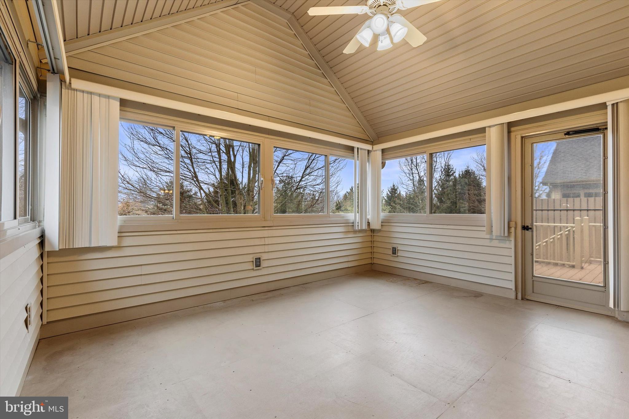 STONE CREEK - Residential