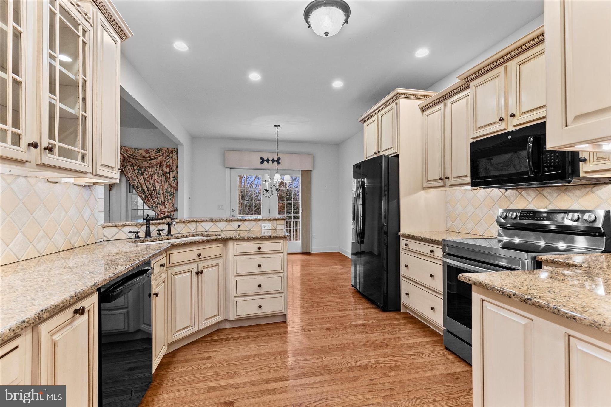 STONE CREEK - Residential