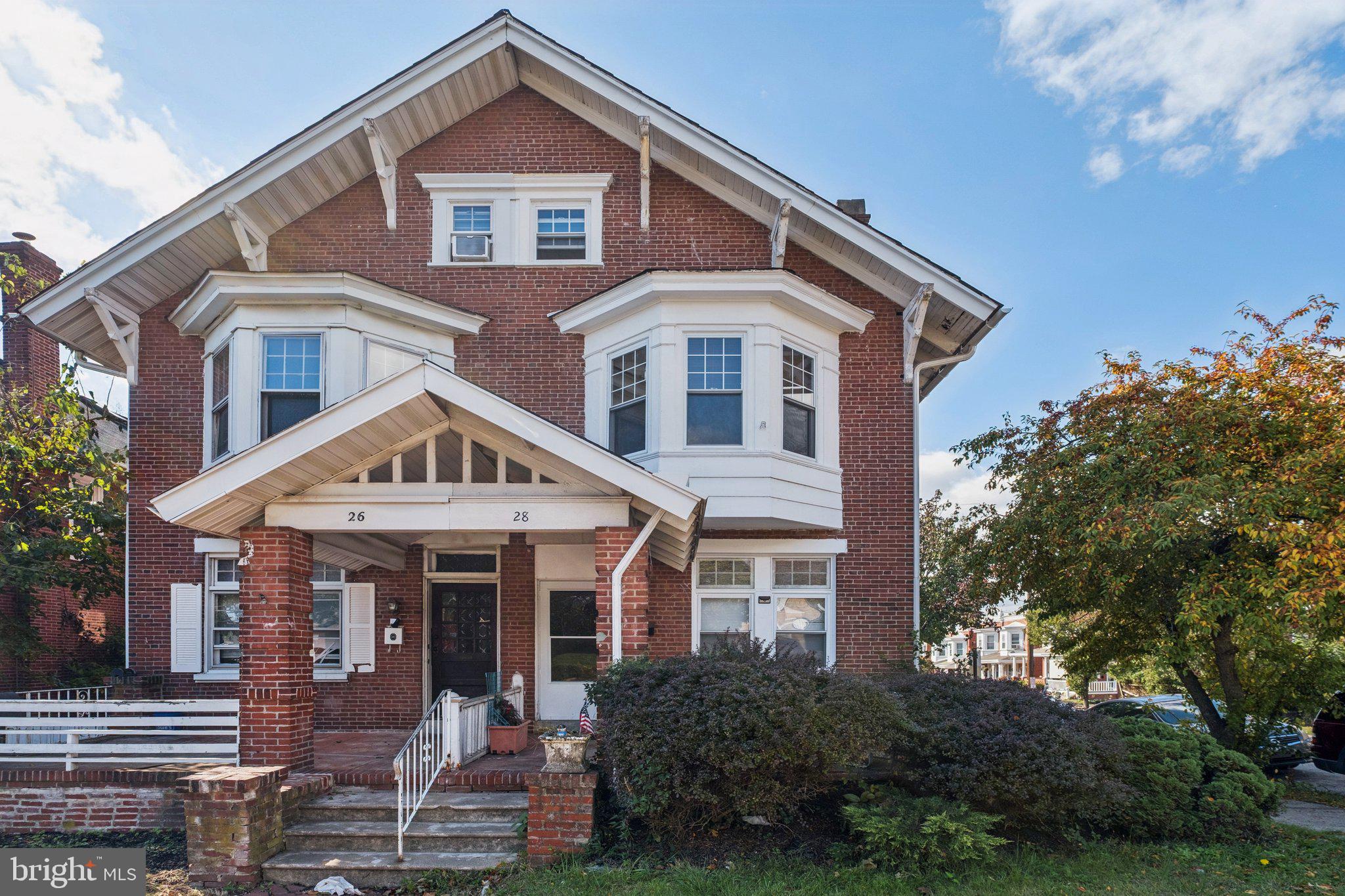 28 W FREEDLEY STREET