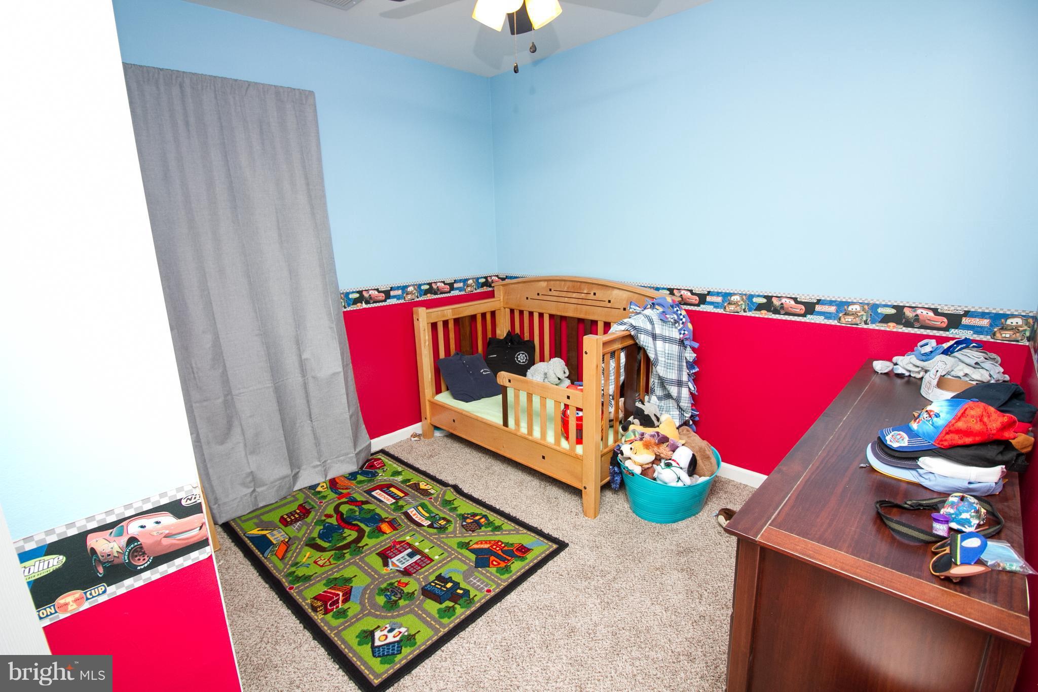 LAKELAND PLACE - Residential