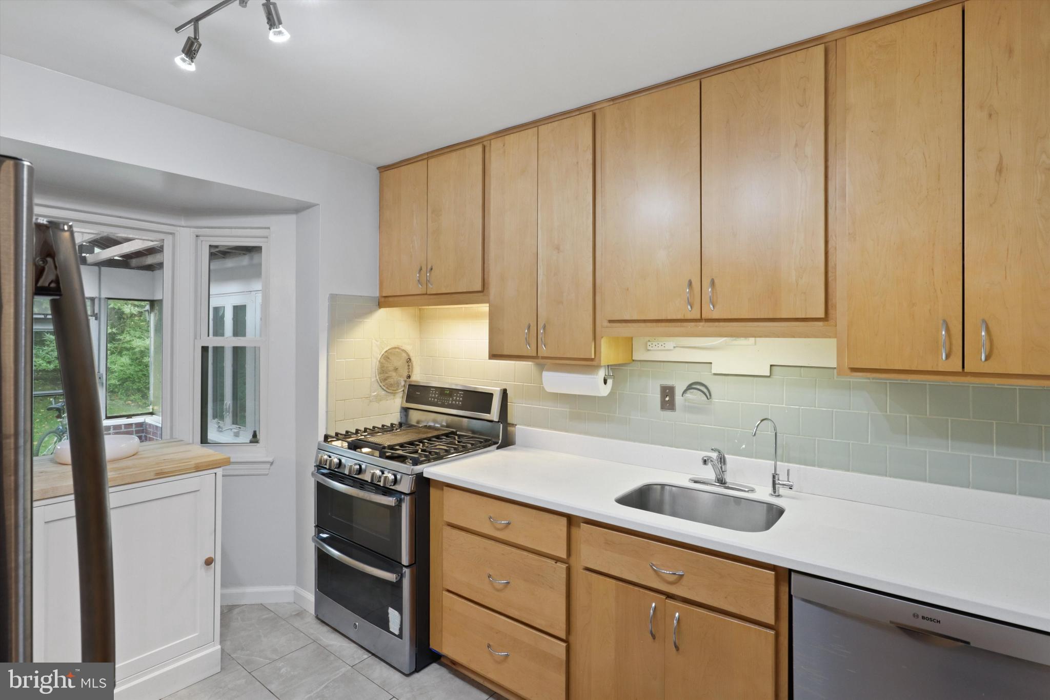 CARROLL KNOLLS - Residential