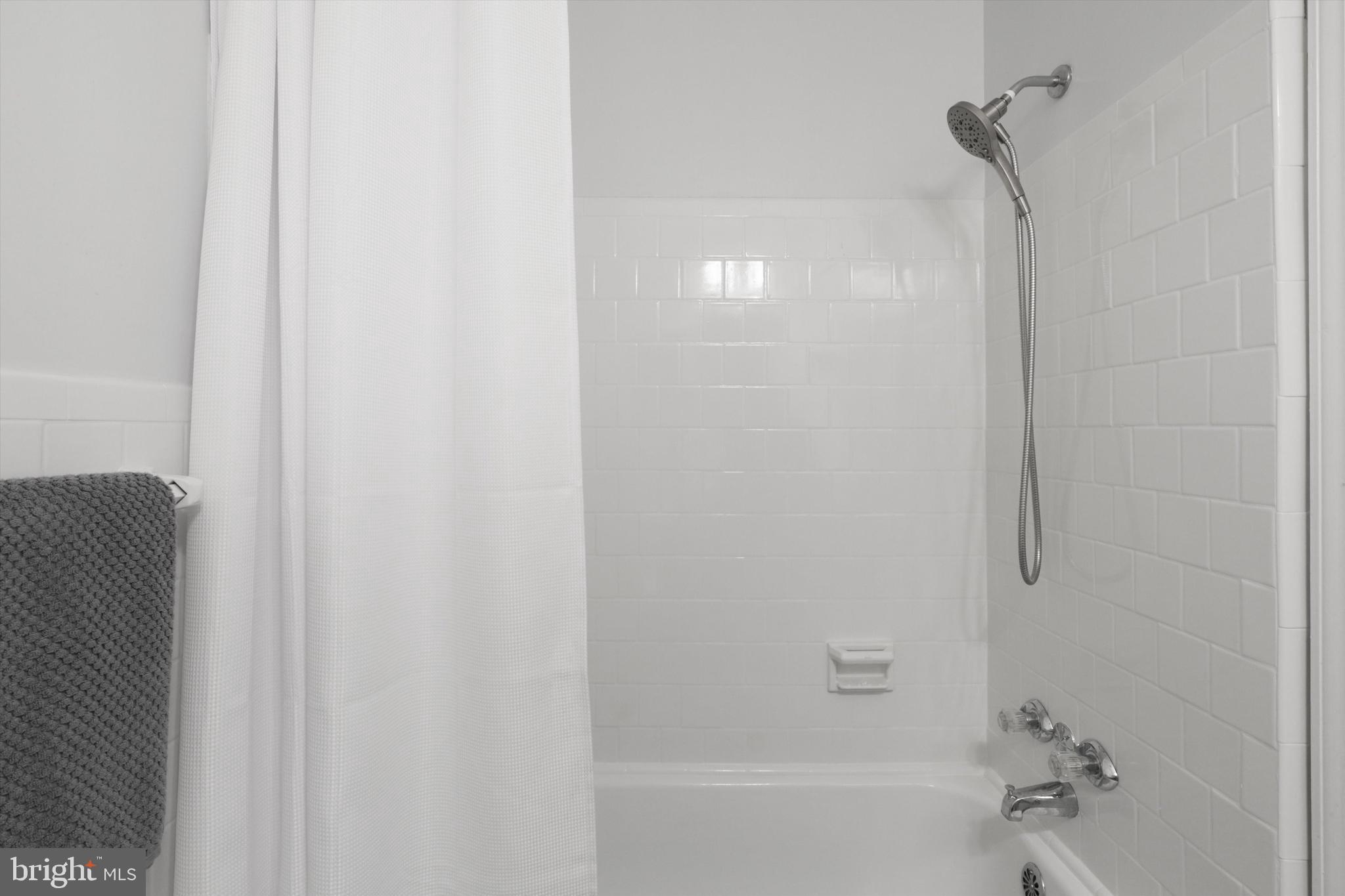 CARROLL KNOLLS - Residential