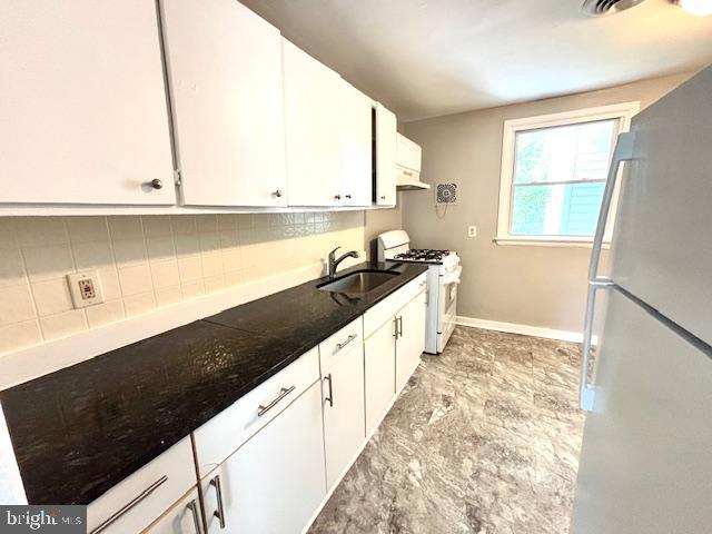 215 KINSLEY ROAD