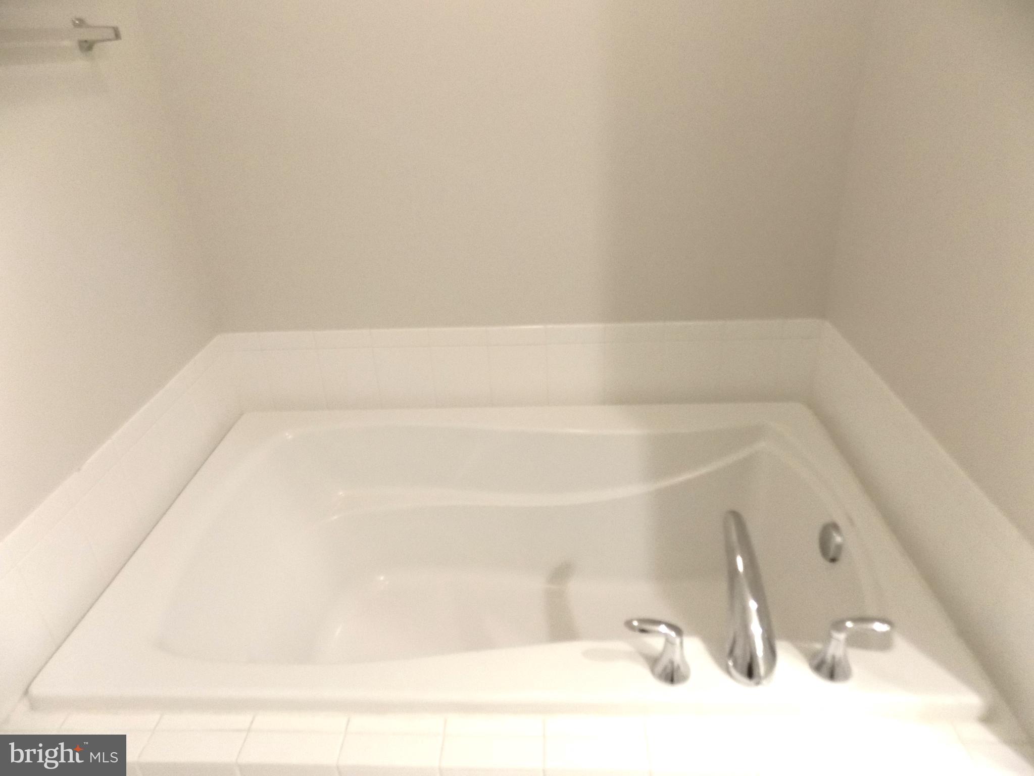 VICTORY LAKES - Residential