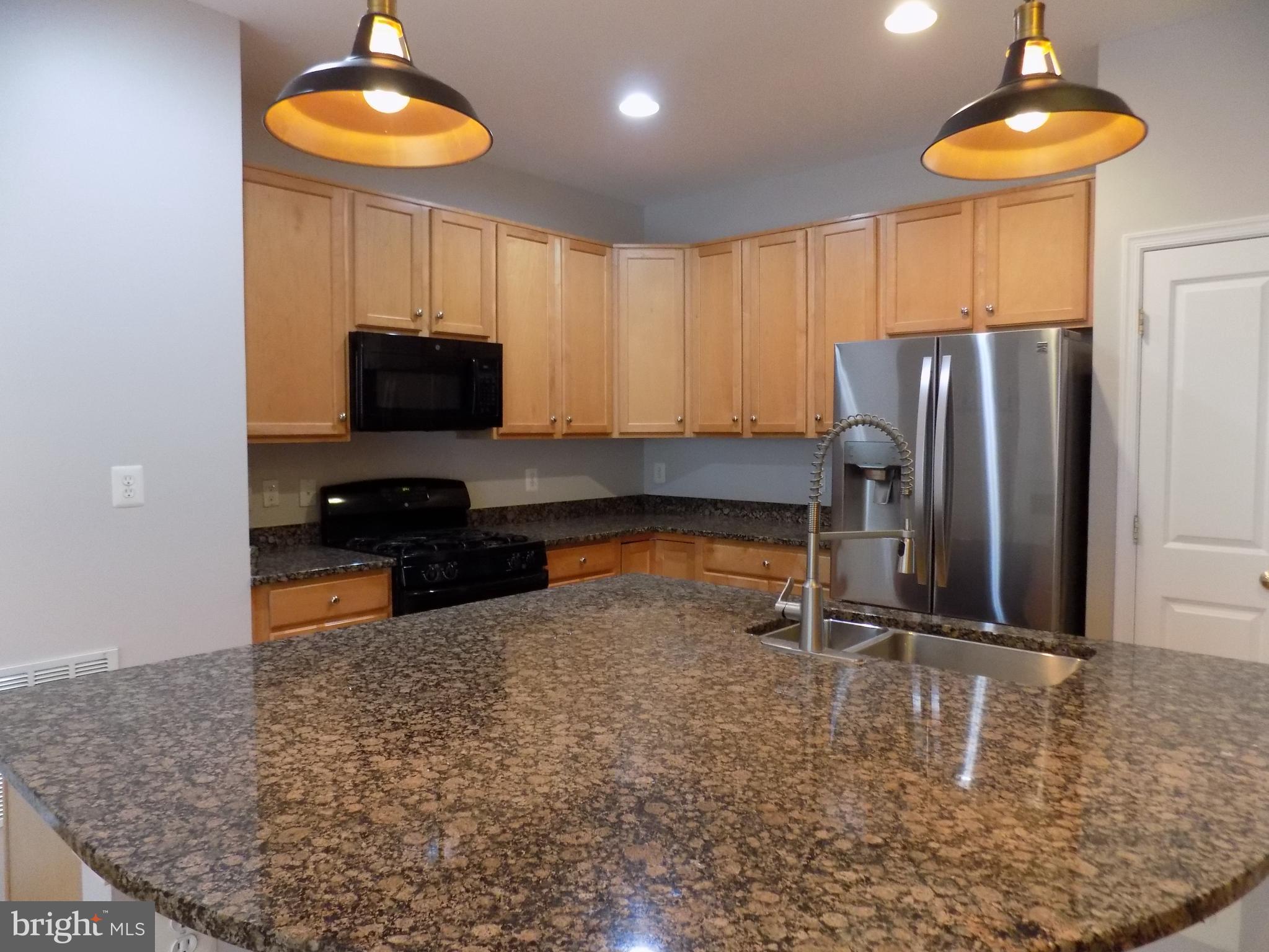 VICTORY LAKES - Residential