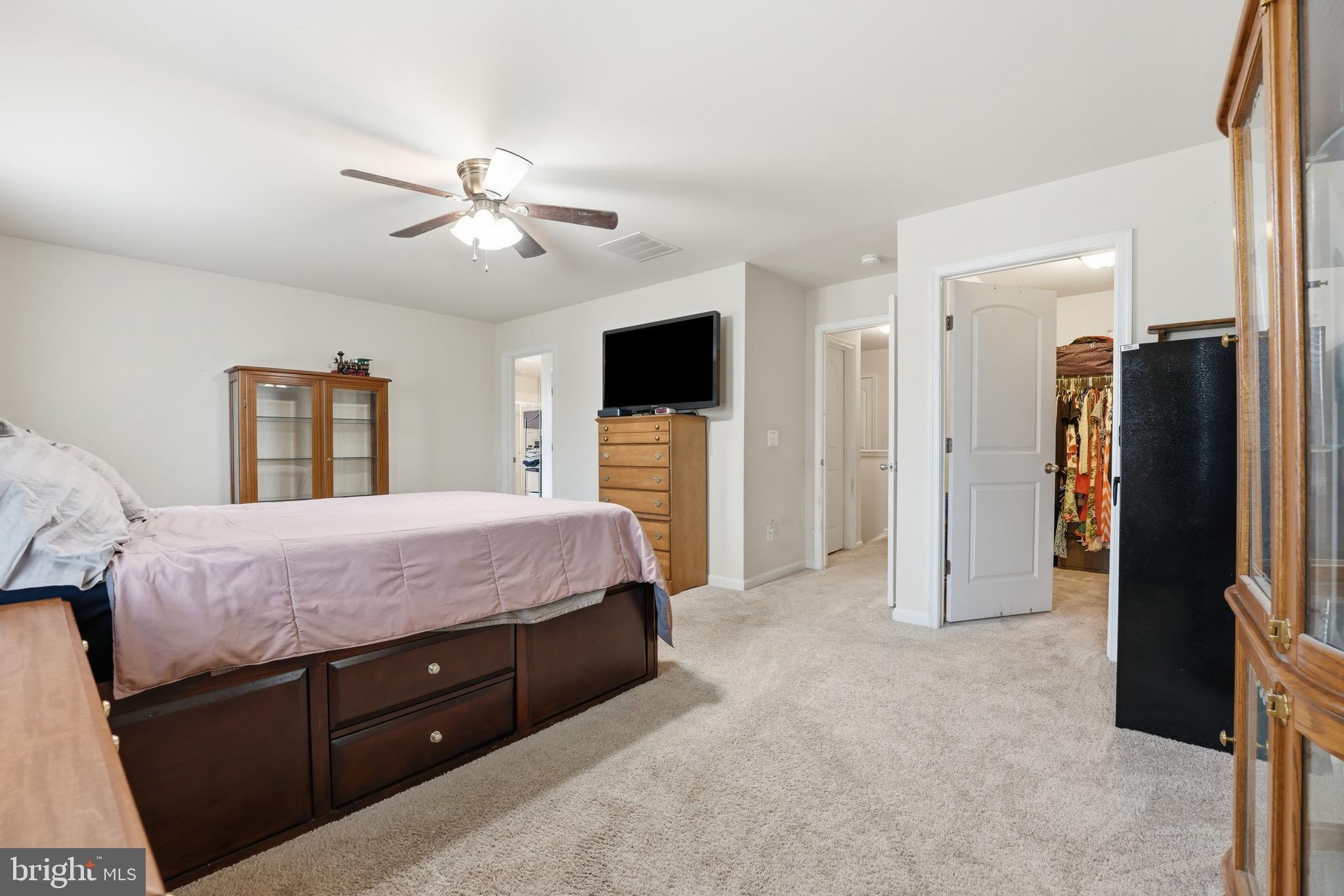 ORANGE ESTATES - Residential