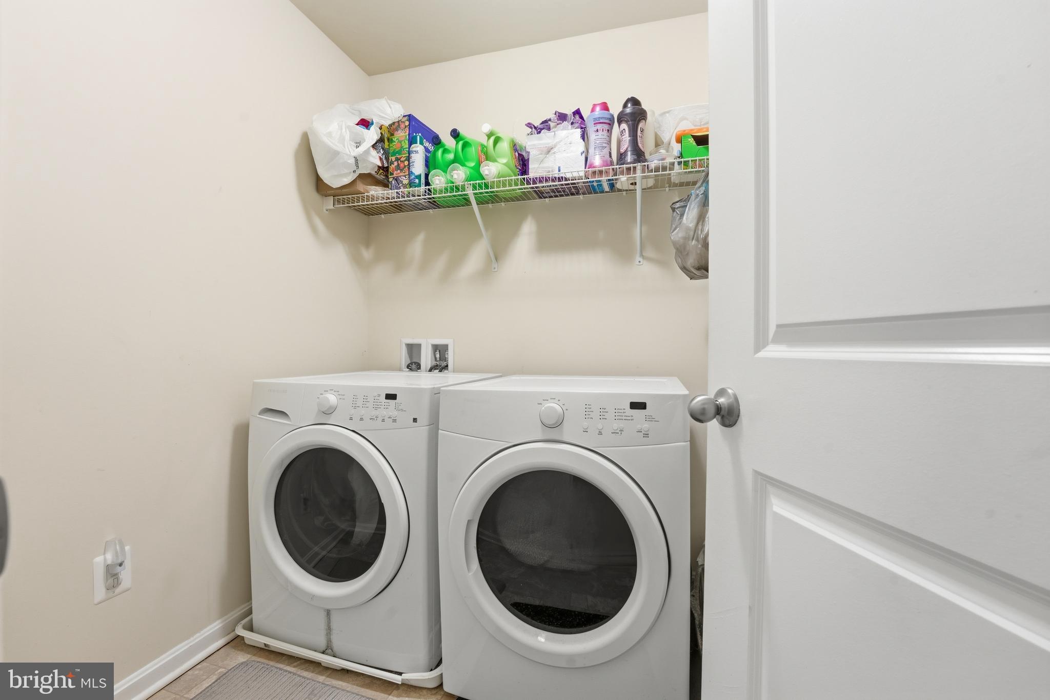 ORANGE ESTATES - Residential