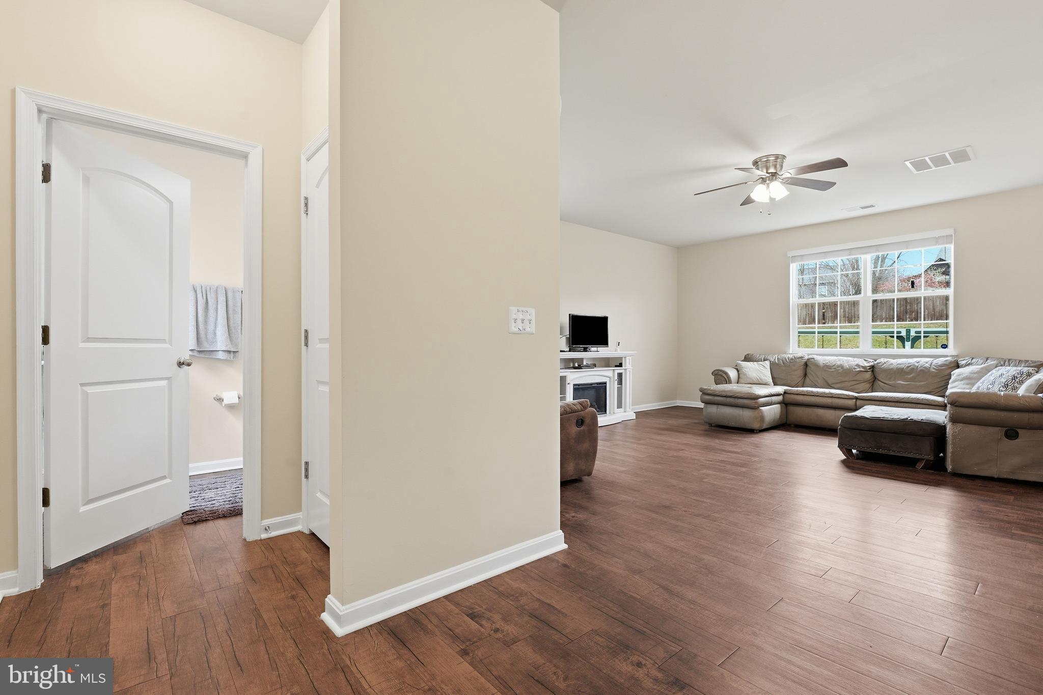 ORANGE ESTATES - Residential